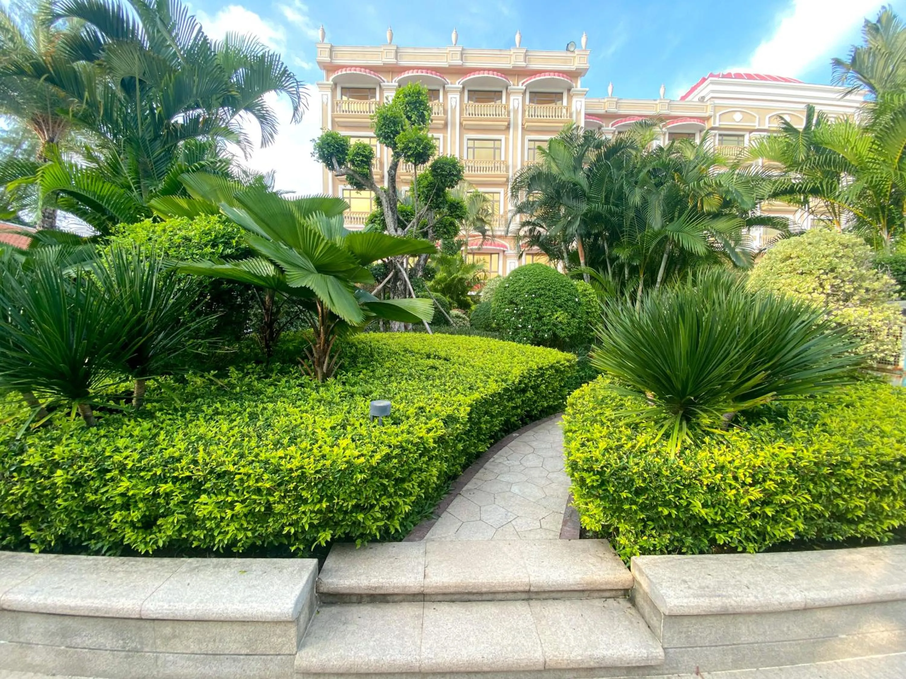 Garden in Continental Xin Hao Hotel and Resort 洲际新濠酒店