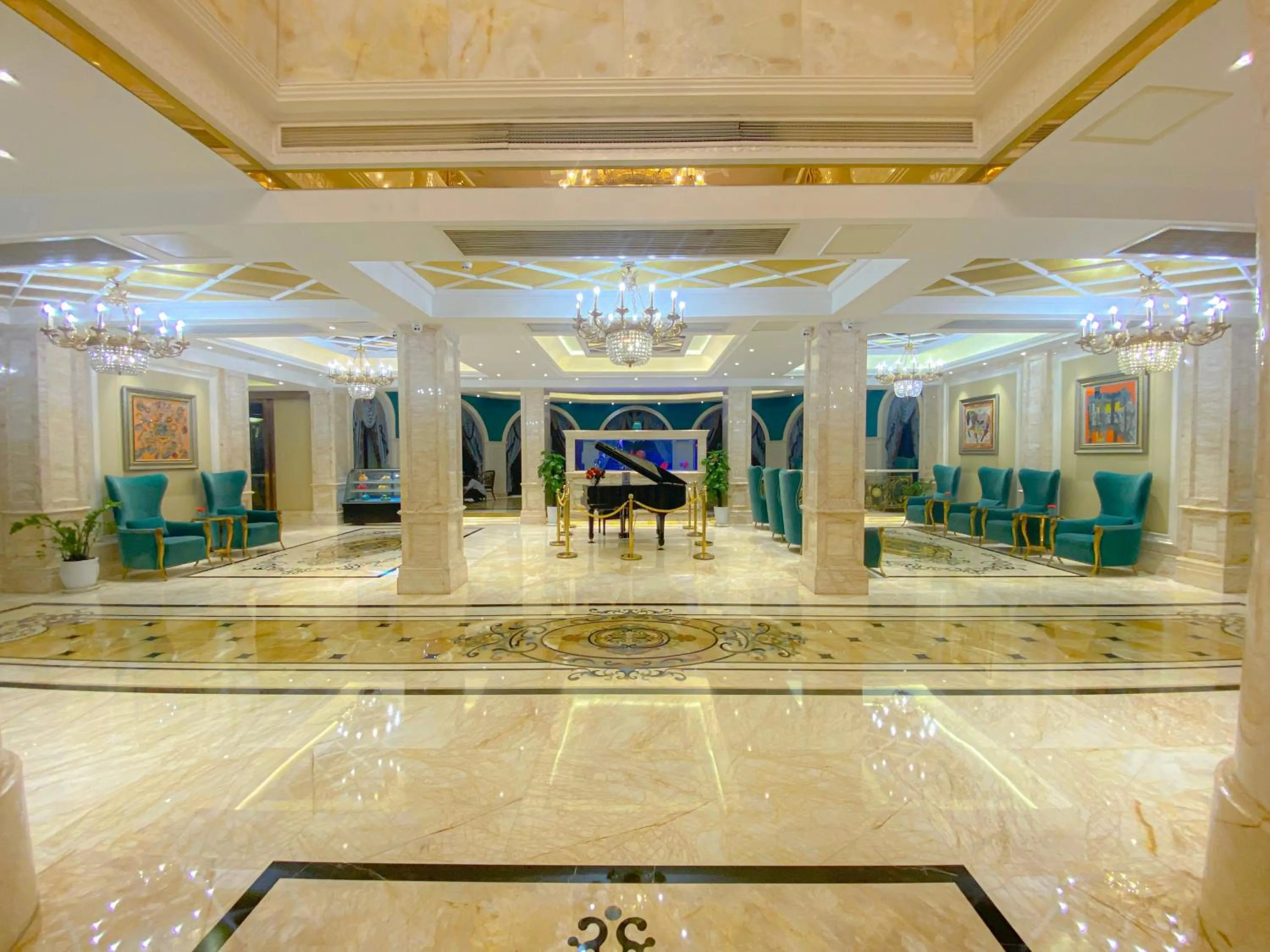 Lobby or reception in Continental Xin Hao Hotel and Resort 洲际新濠酒店