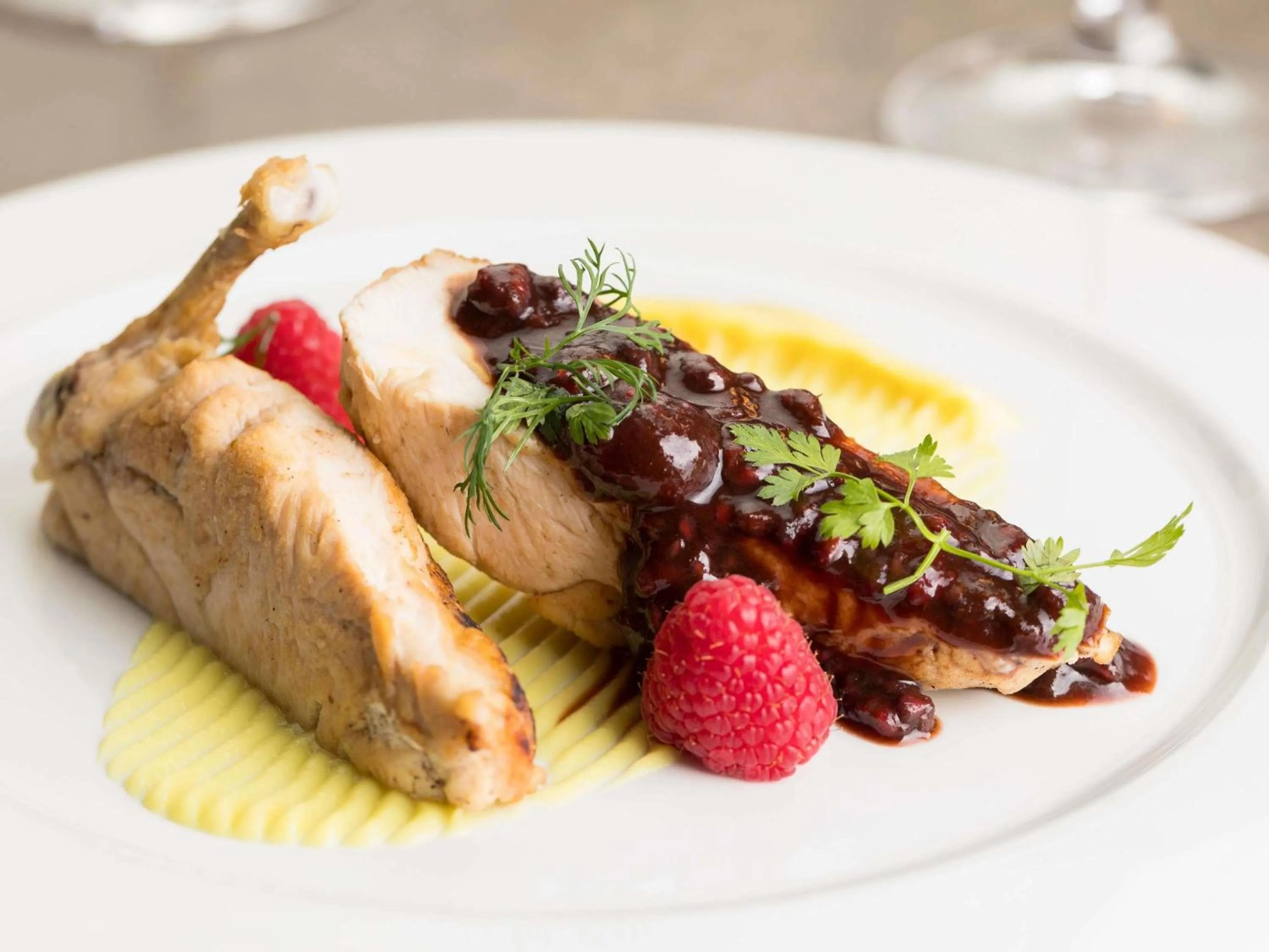 Restaurant/places to eat in Mercure Villa Romanazzi Carducci Bari