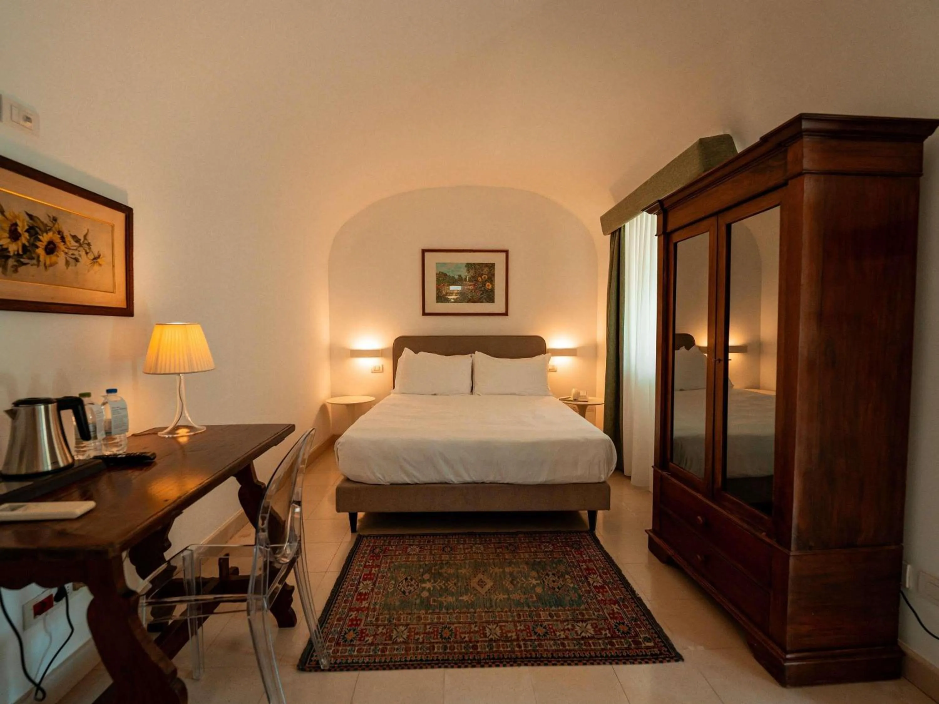 Bedroom, Bed in Mercure Villa Romanazzi Carducci Bari