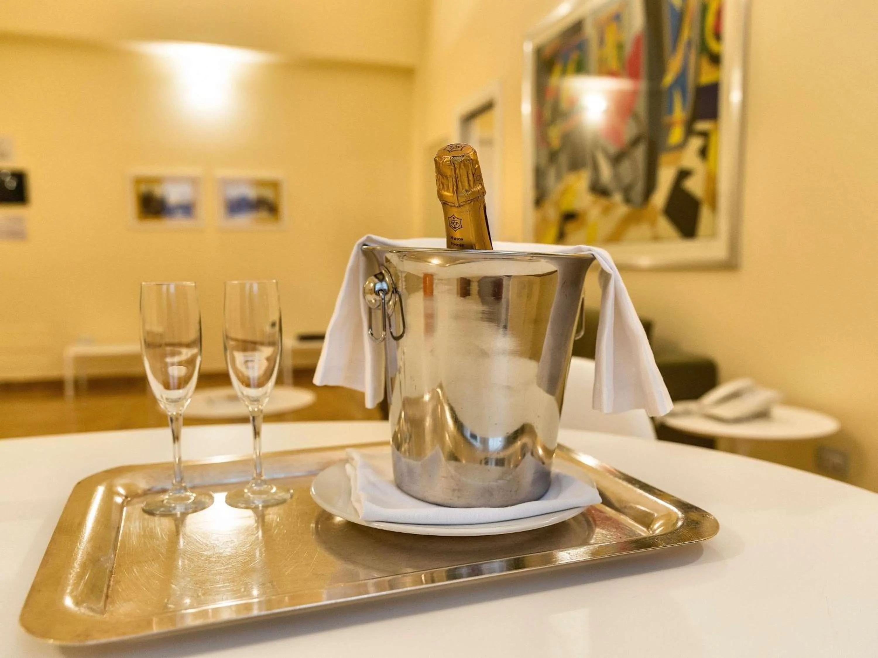 Photo of the whole room in Mercure Villa Romanazzi Carducci Bari