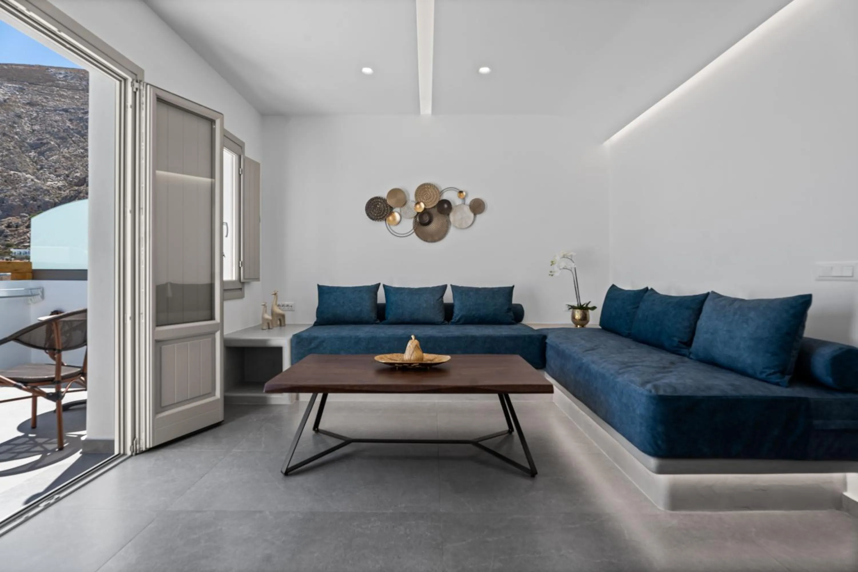 Mountain and Sea Suites