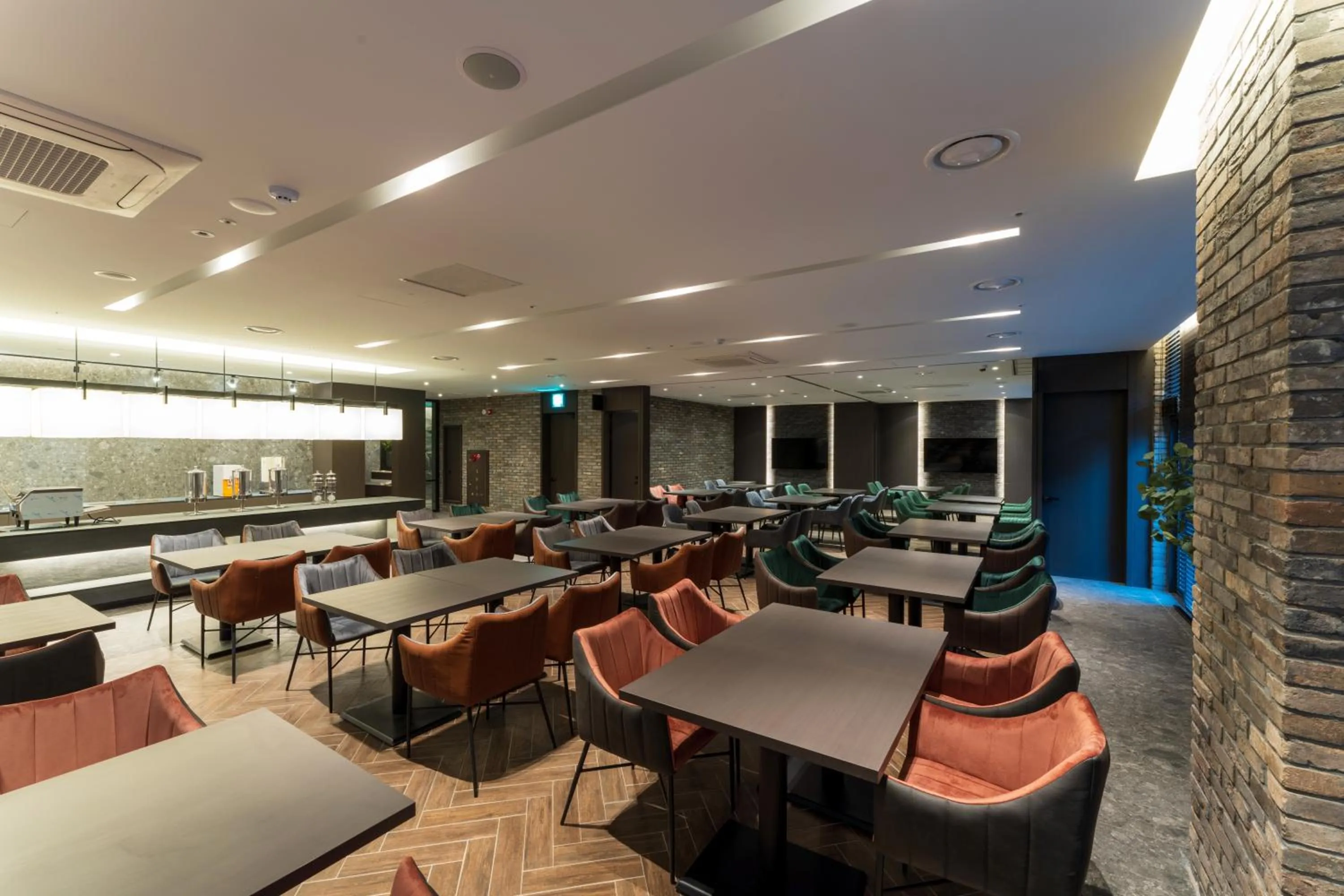 Restaurant/places to eat in Hotel SoulHada