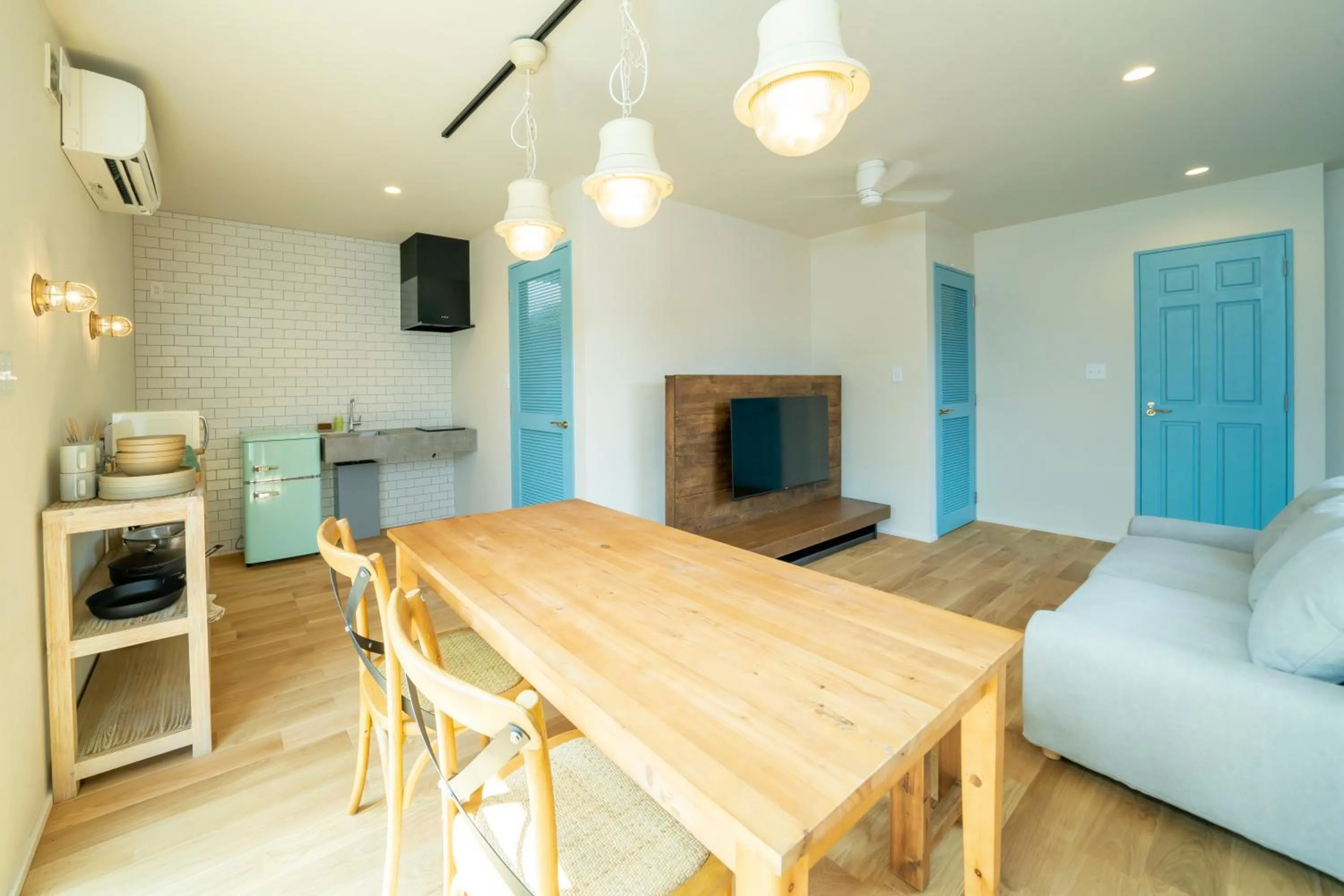 Kitchen or kitchenette in raw_