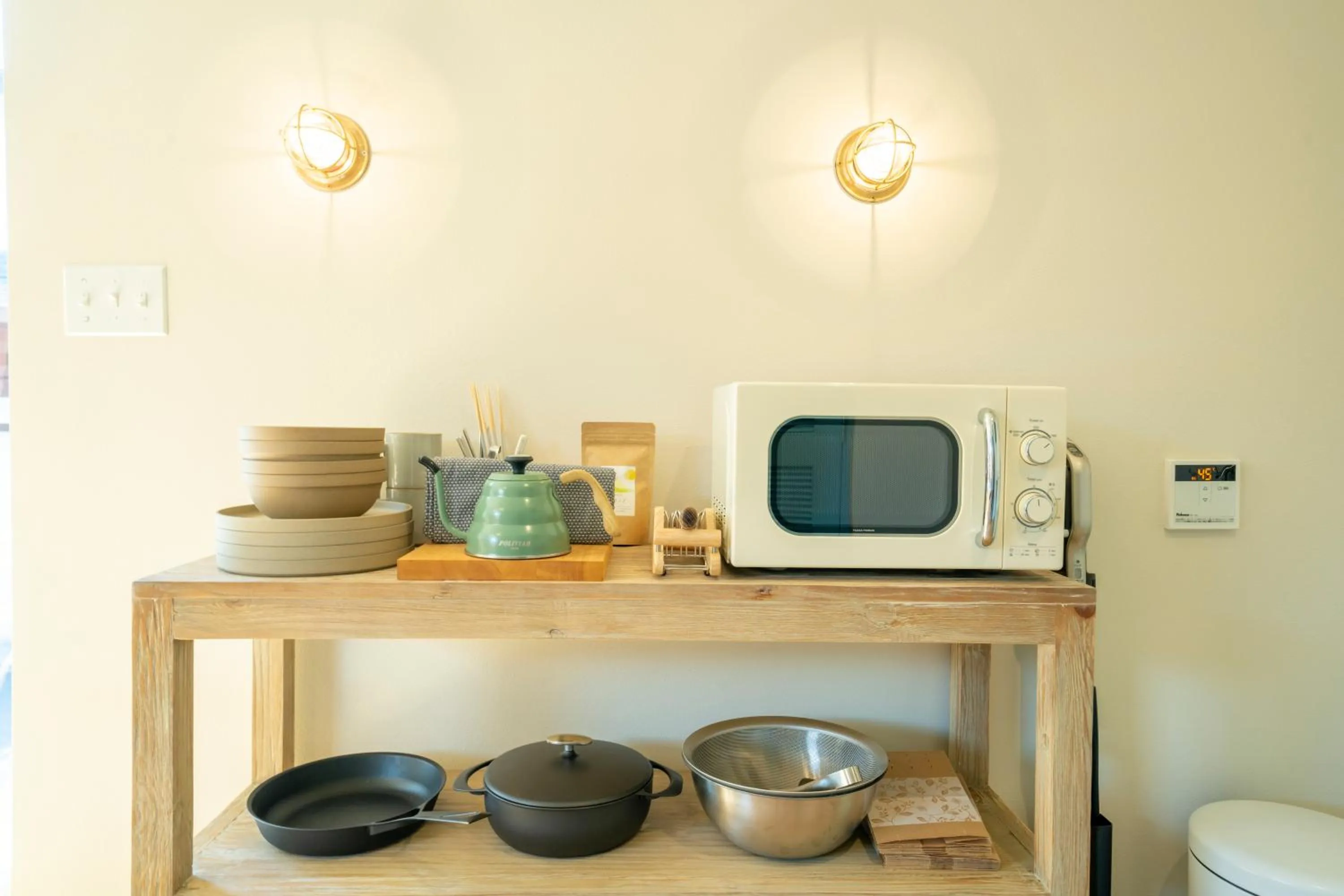 Kitchen or kitchenette in raw_