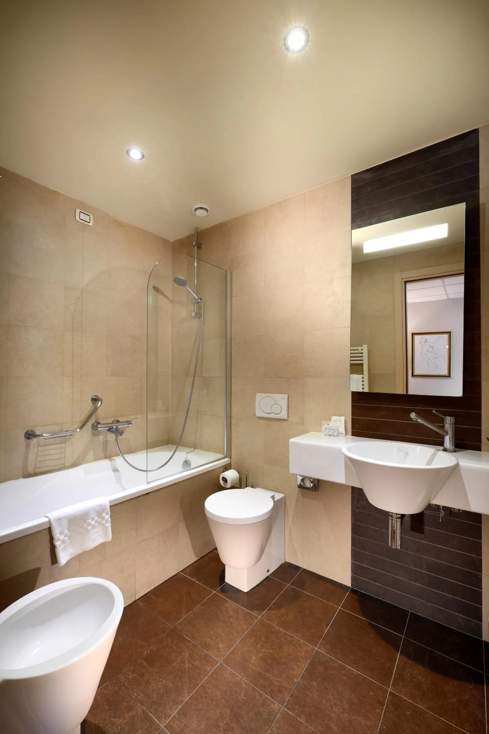 Shower in Tuscany Inn