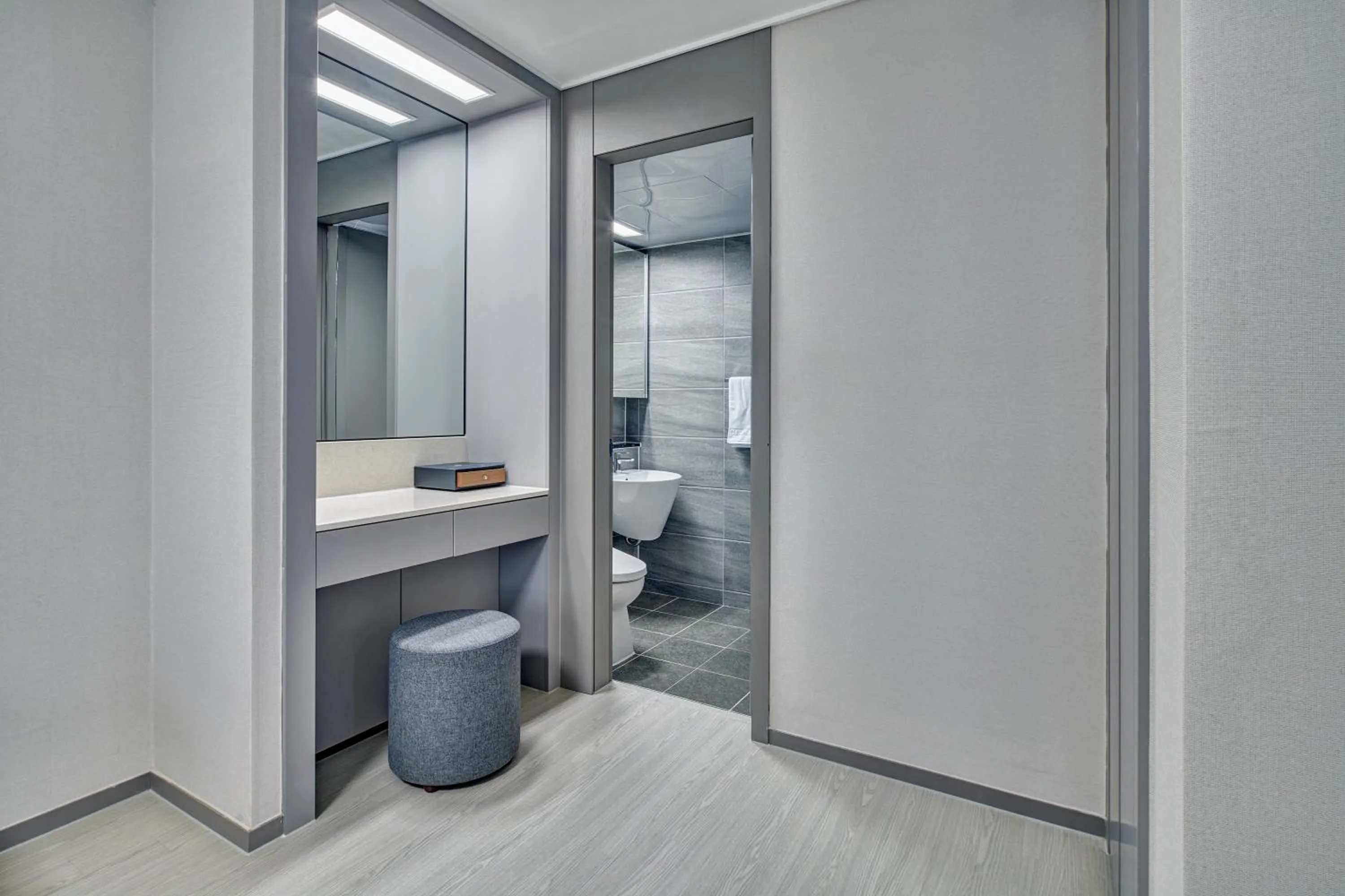 Decorative detail in Gangneung Chonpines Ocean Suites Hotel