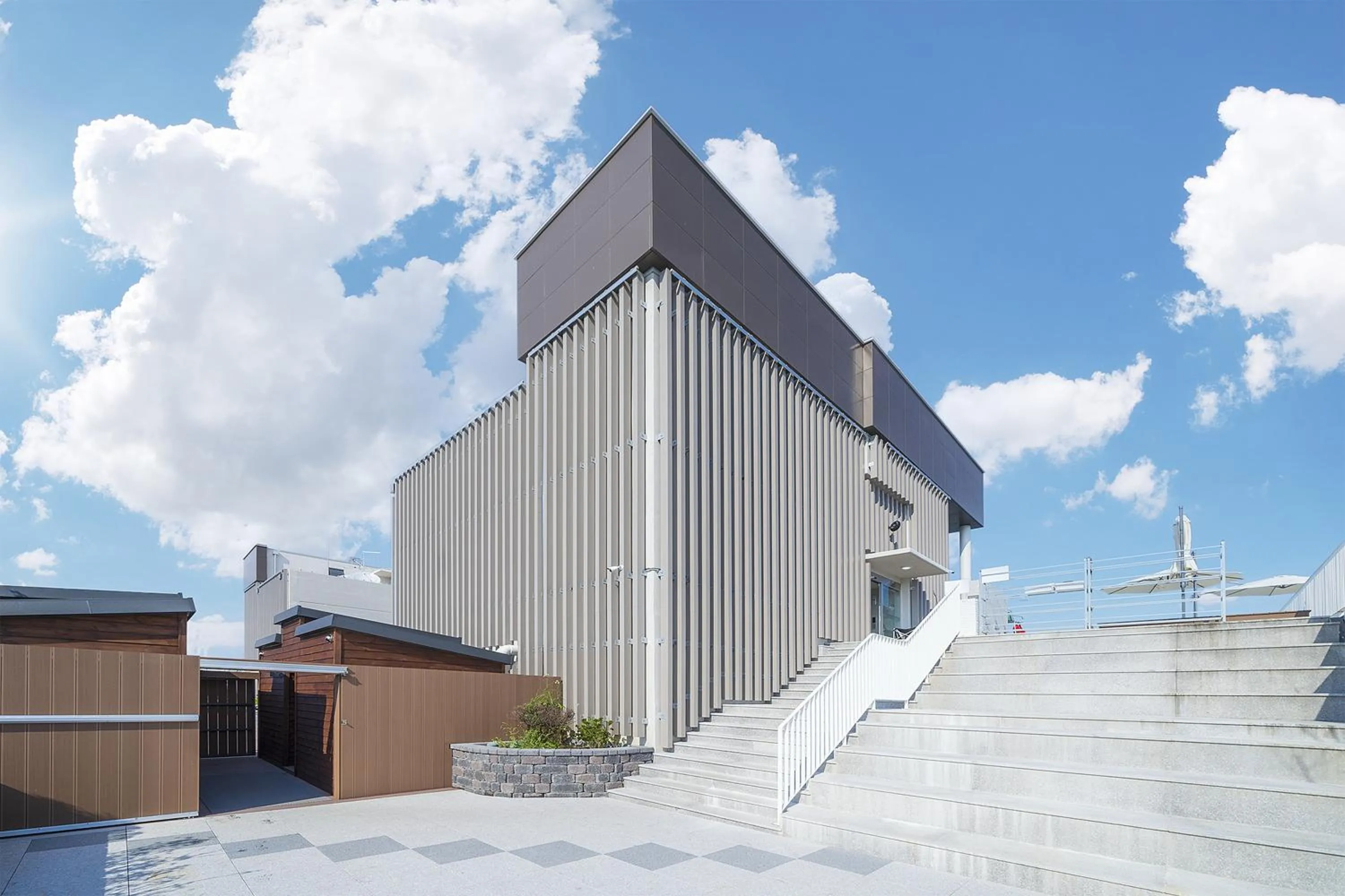 Swimming pool in Gangneung Chonpines Ocean Suites Hotel