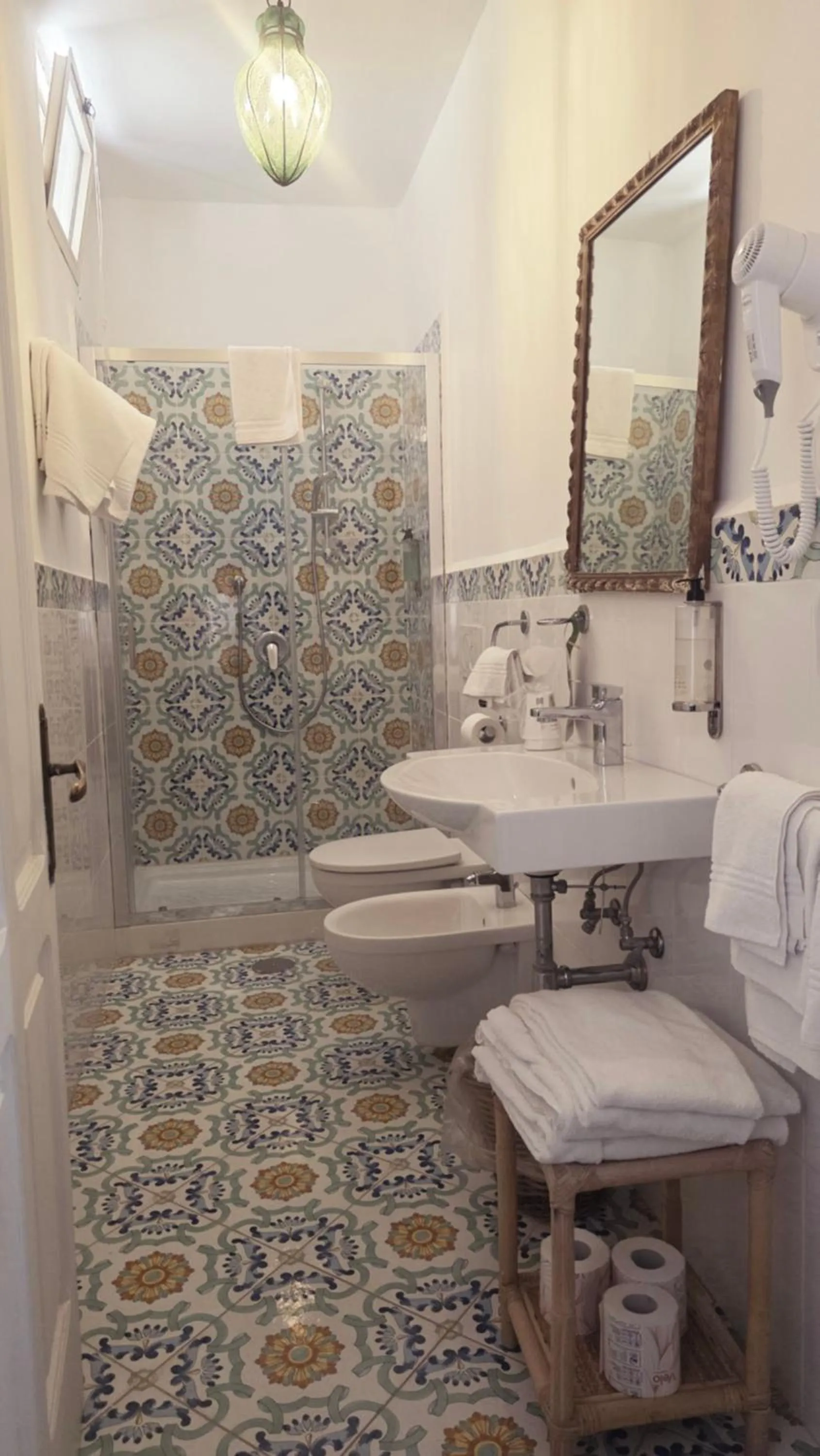 Shower in Agriturismo Fattoria Terranova