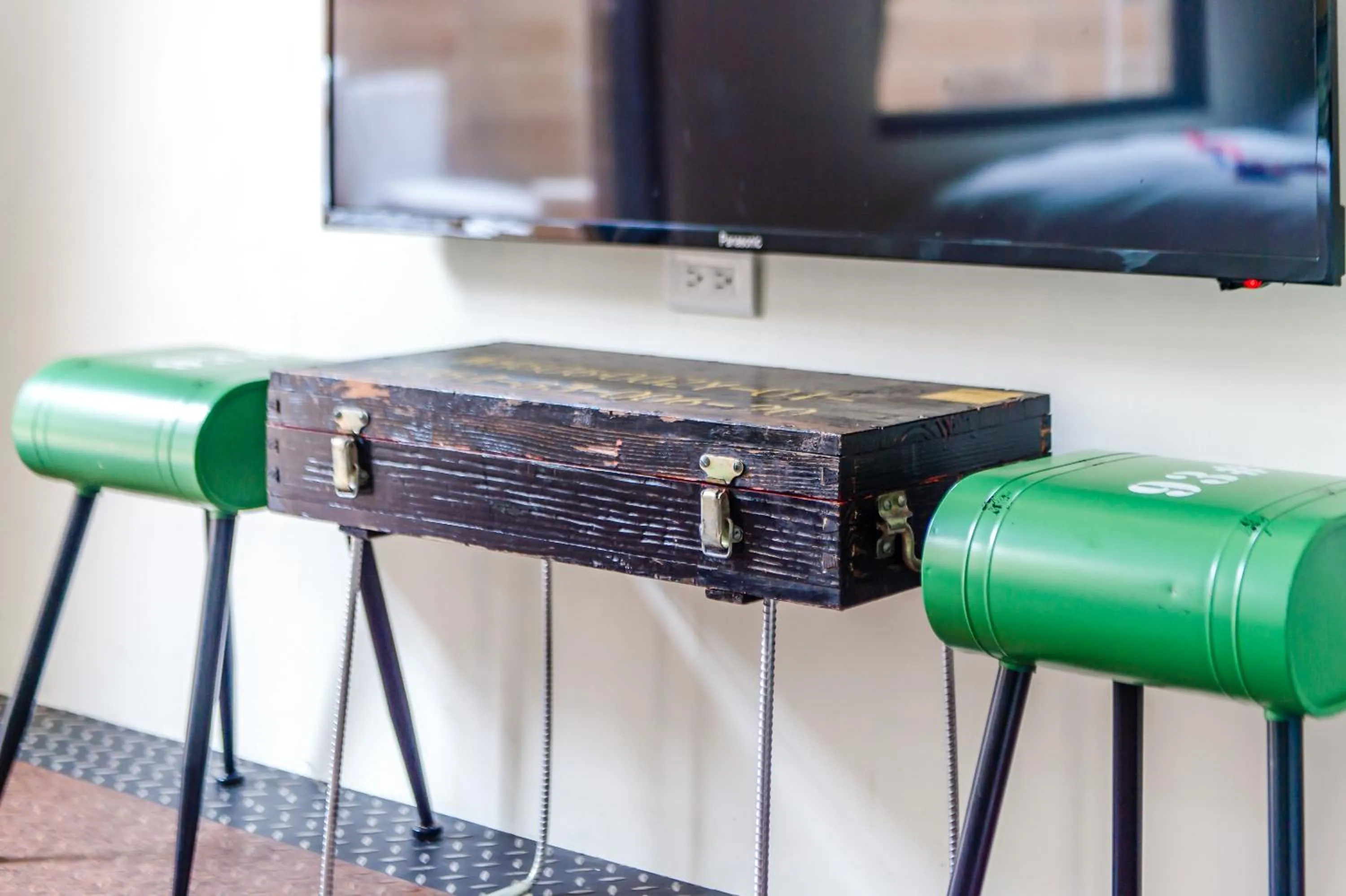 TV and multimedia in Flying Club