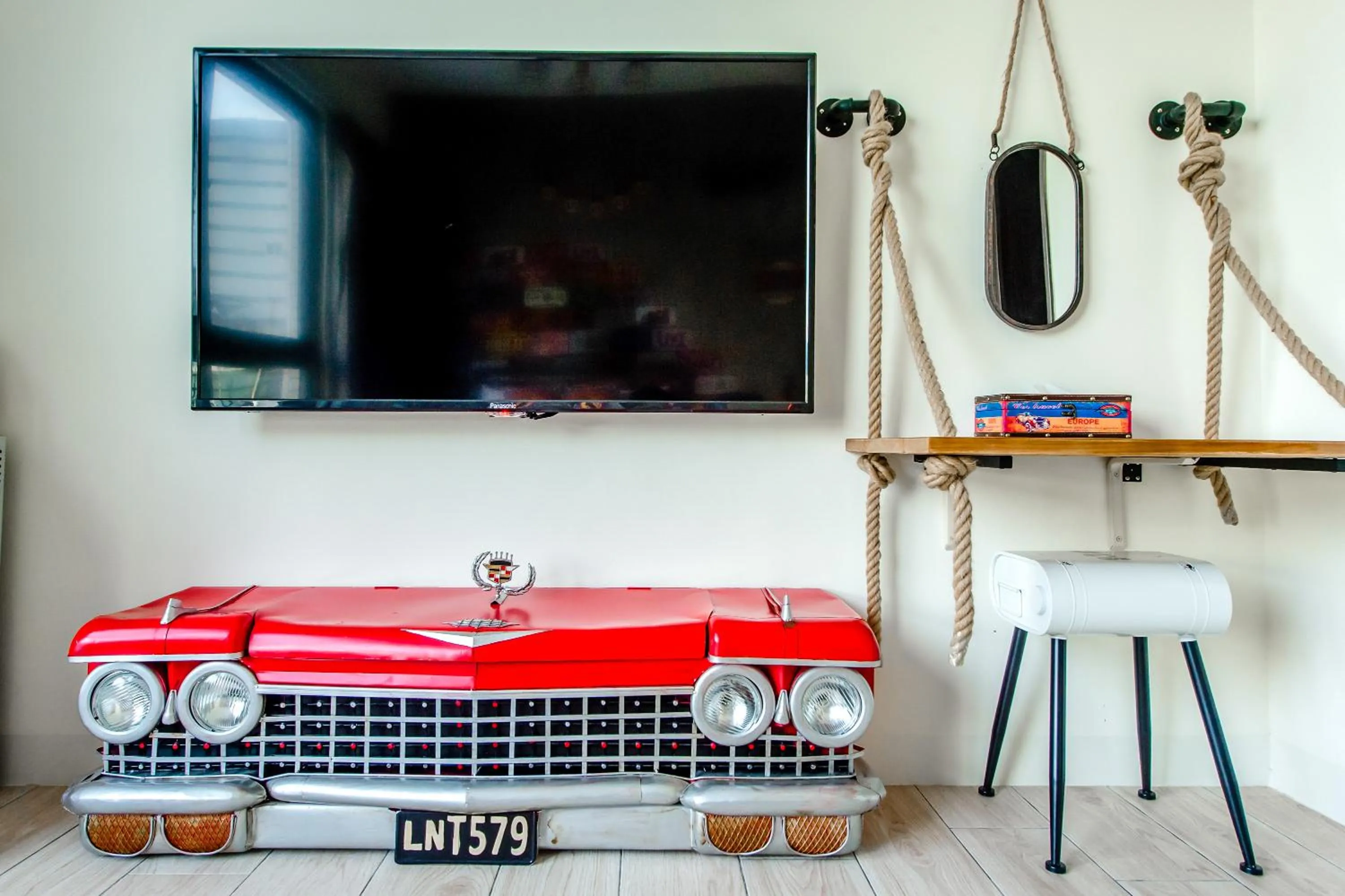 TV and multimedia in Flying Club