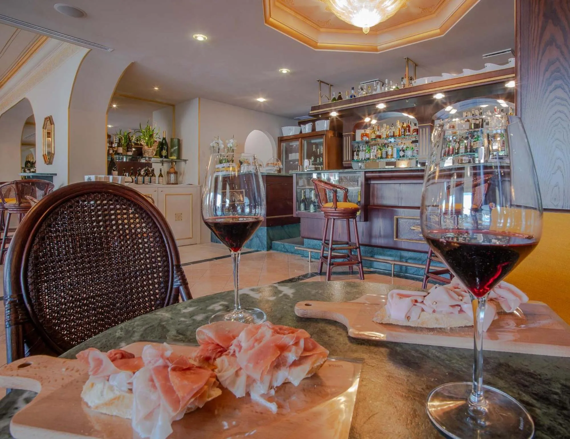 Lounge or bar in Hotel Hannover