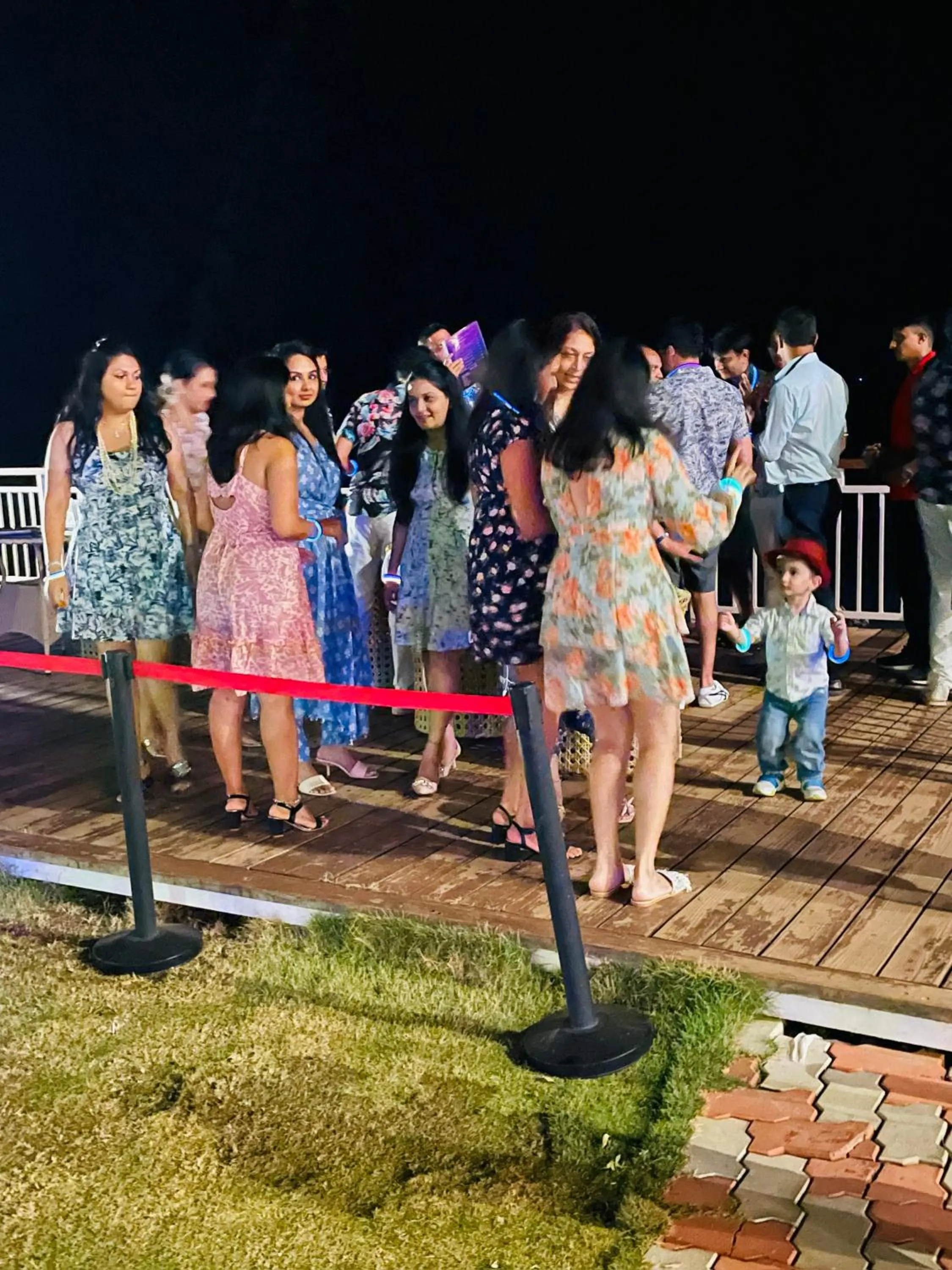 Restaurant/places to eat in Maargit Beach Resort