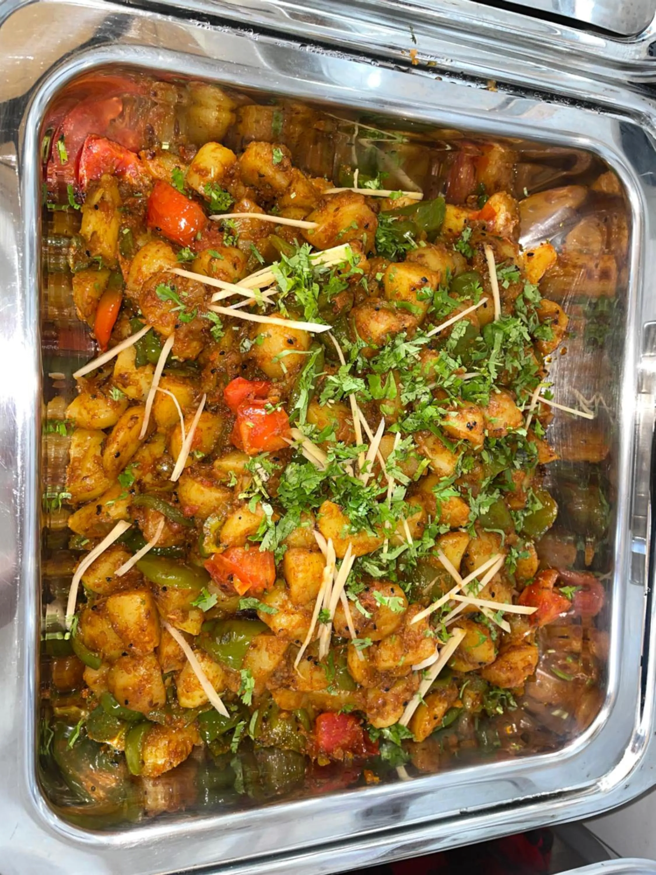 Food and drinks in Maargit Beach Resort