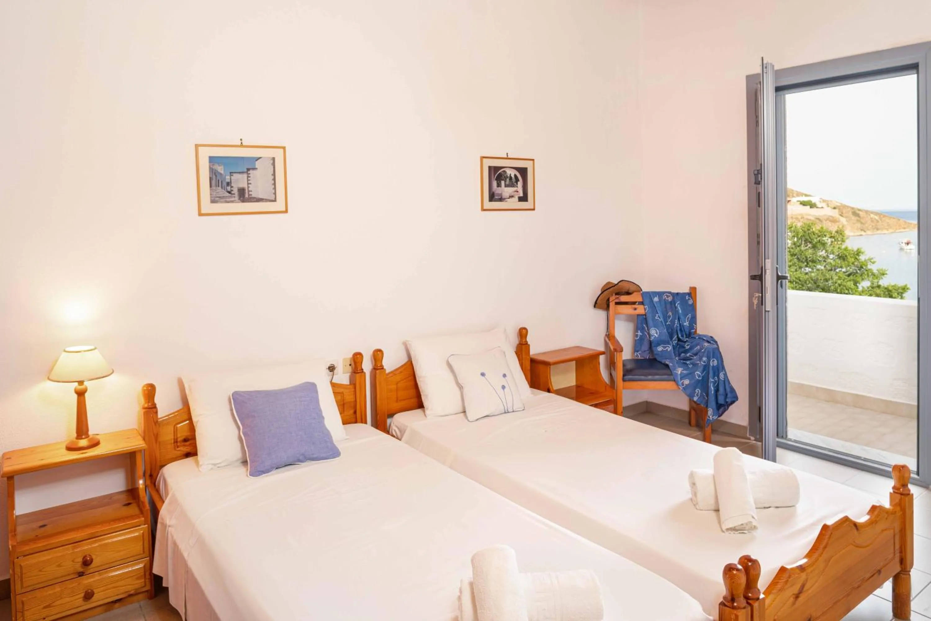 Bed in Apolafsis Studios