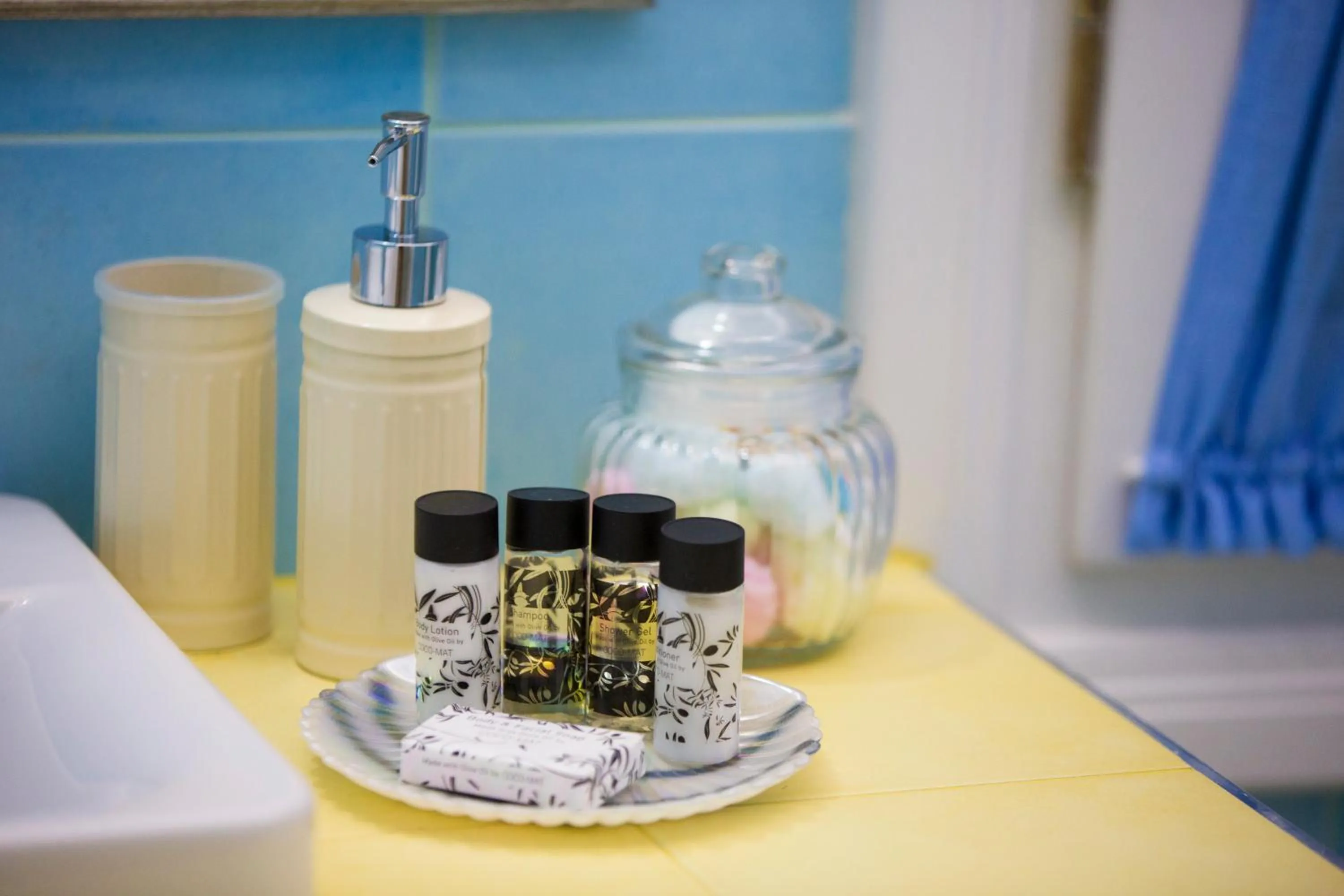 Bathroom in Efchi 1904