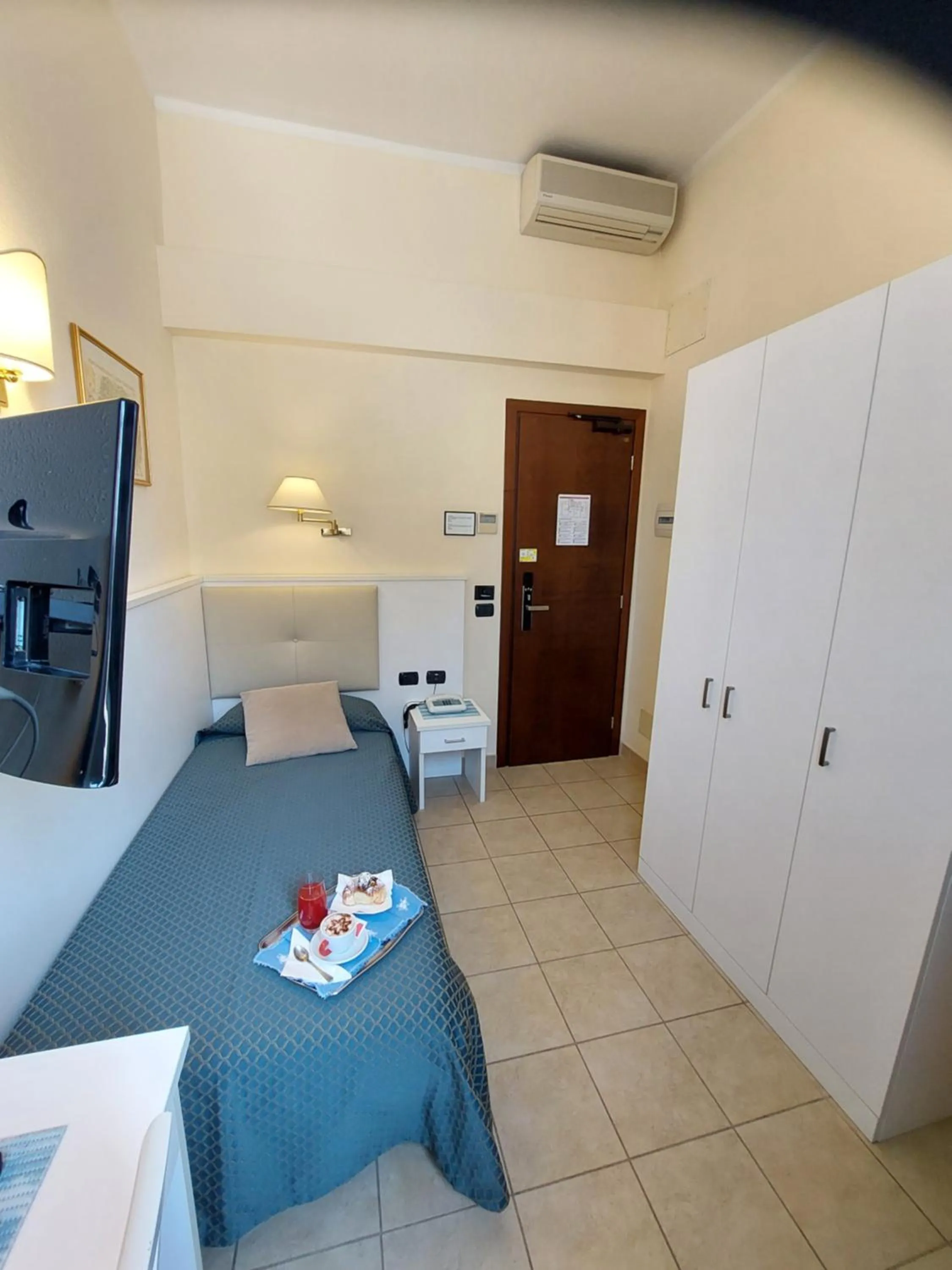 Photo of the whole room, Bed in Hotel Stella