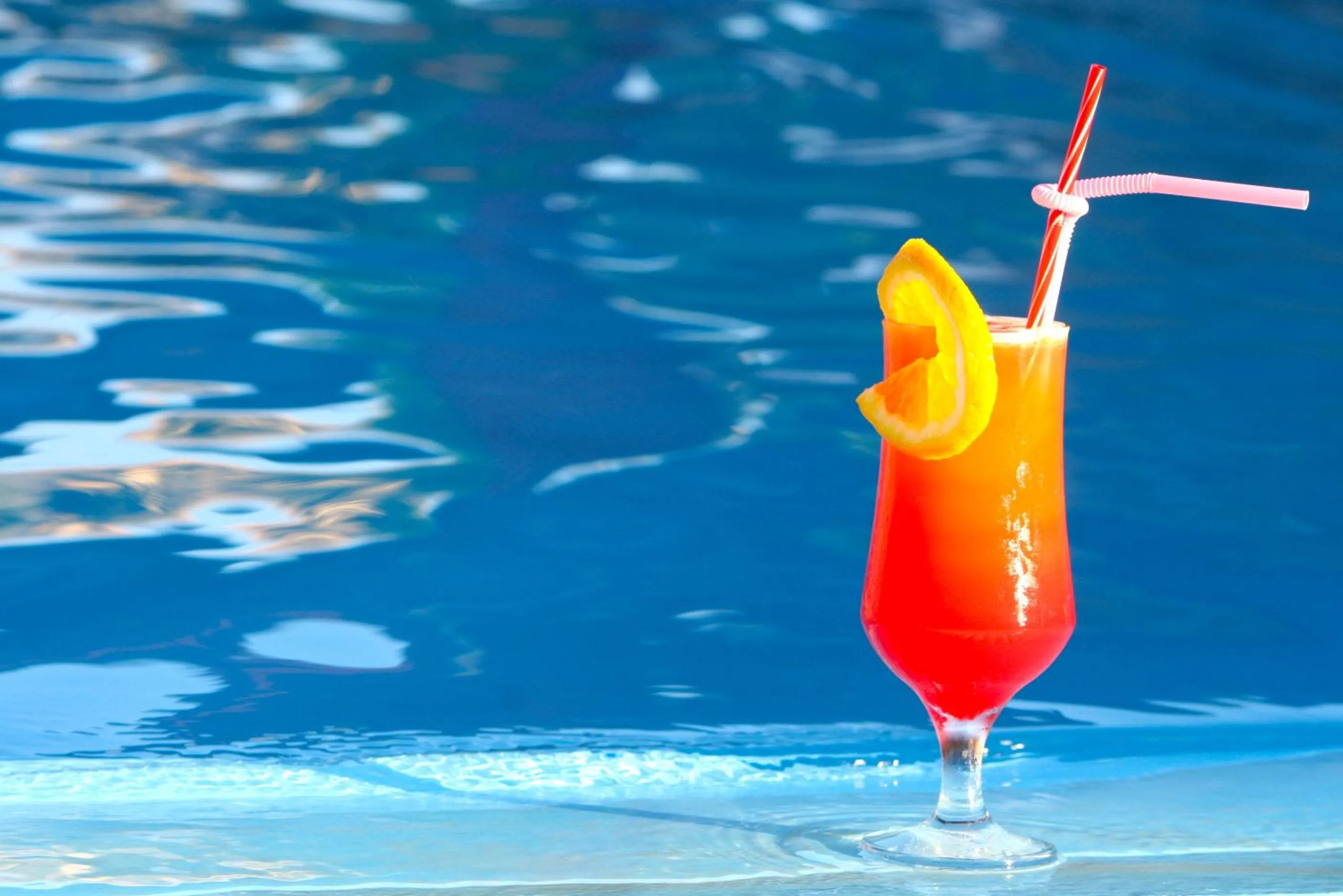 Alcoholic drinks in Mediterranean Blue