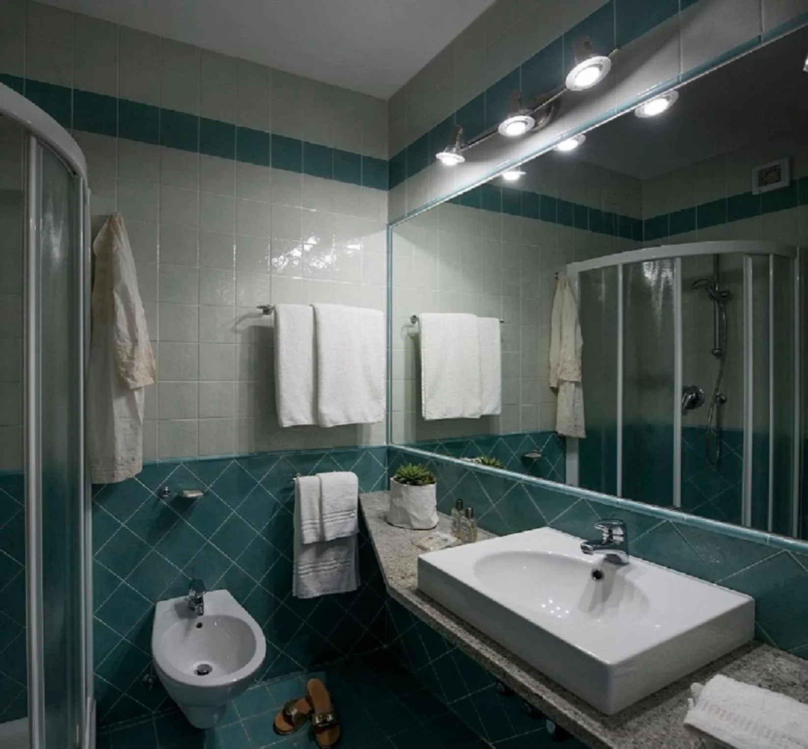 Bathroom in Hotel Le Soleil