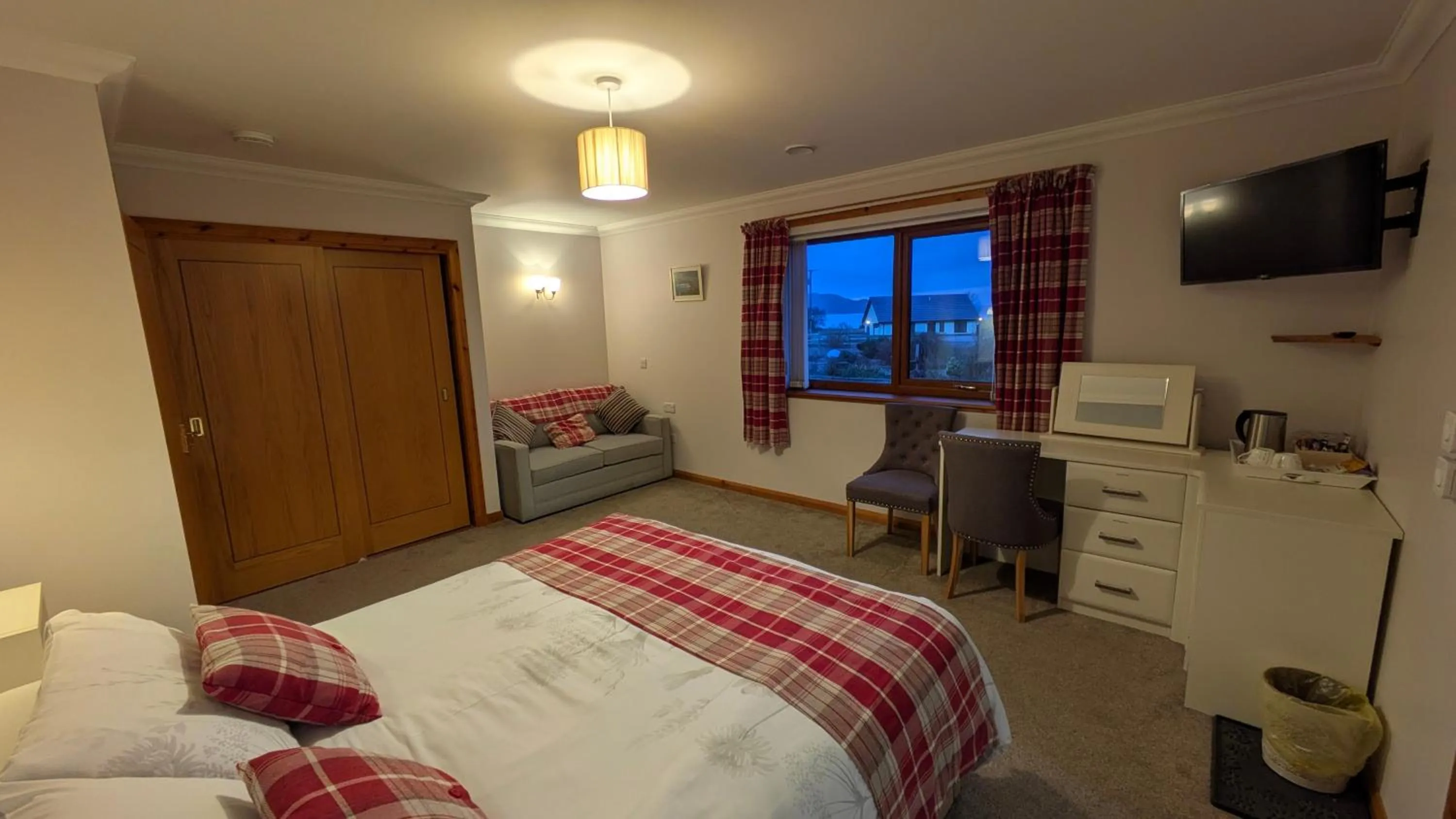 Bed in Scorrybreac B&B