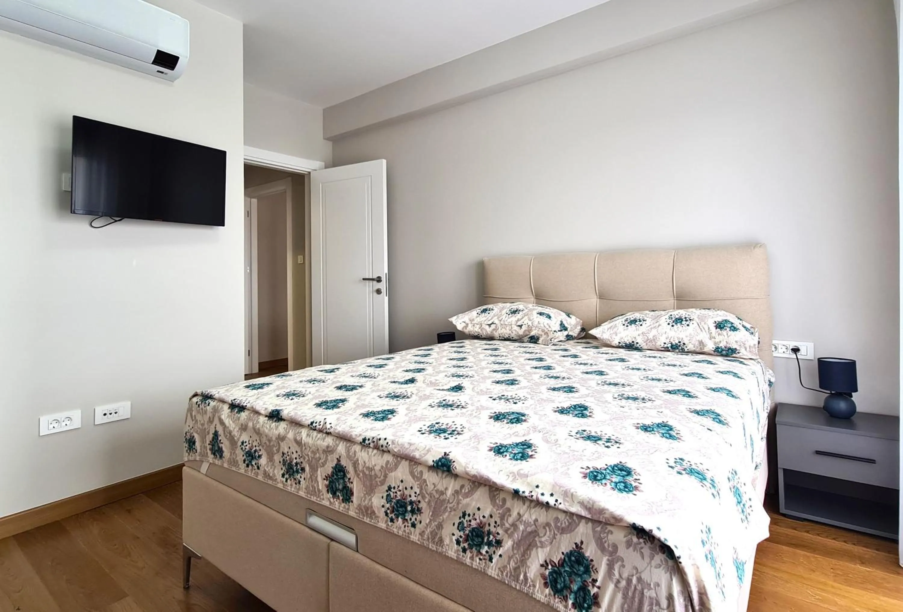 Bedroom, Bed in Green Apartments Podgorica With Garage