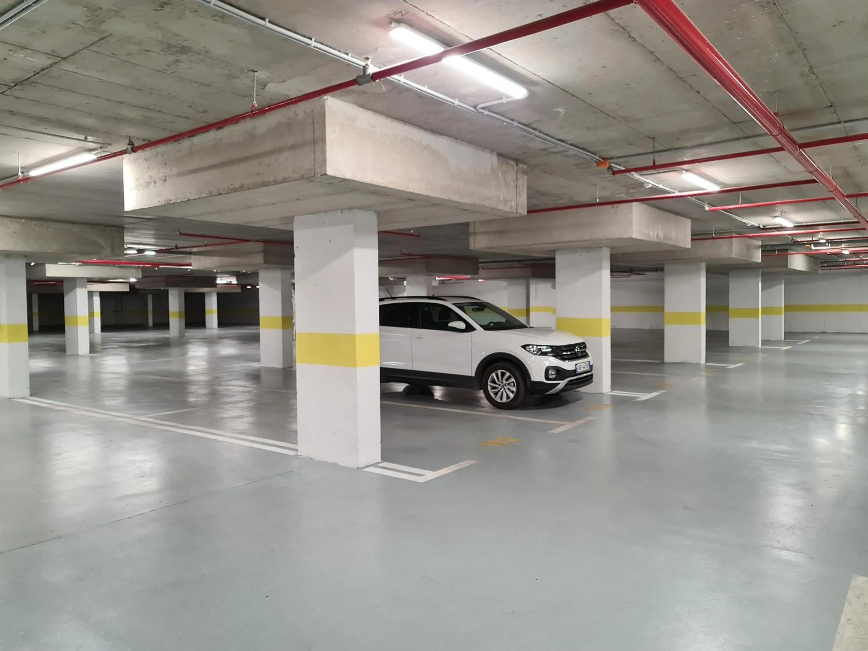 Parking in Green Apartments Podgorica With Garage