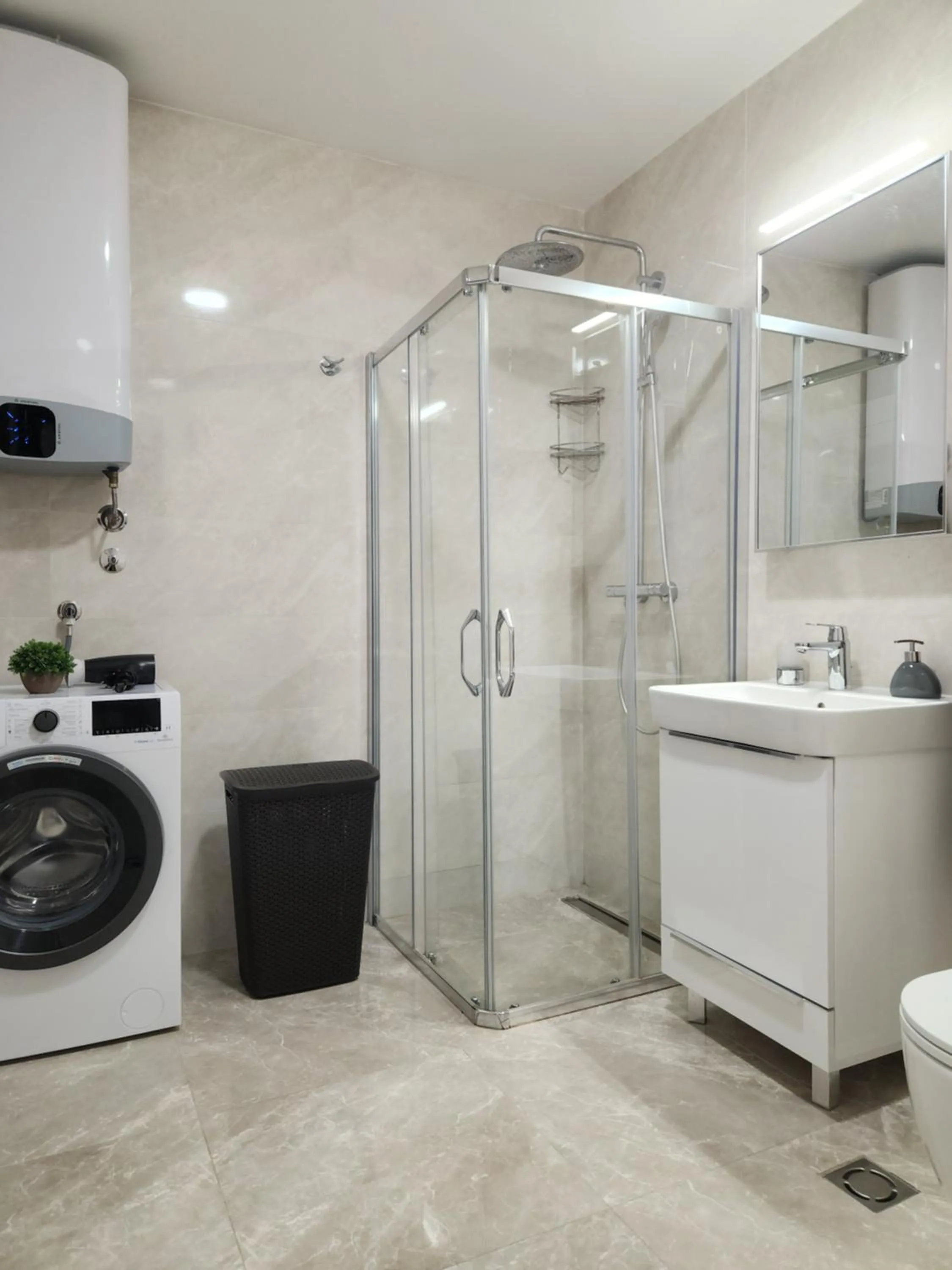 Bathroom in Green Apartments Podgorica With Garage