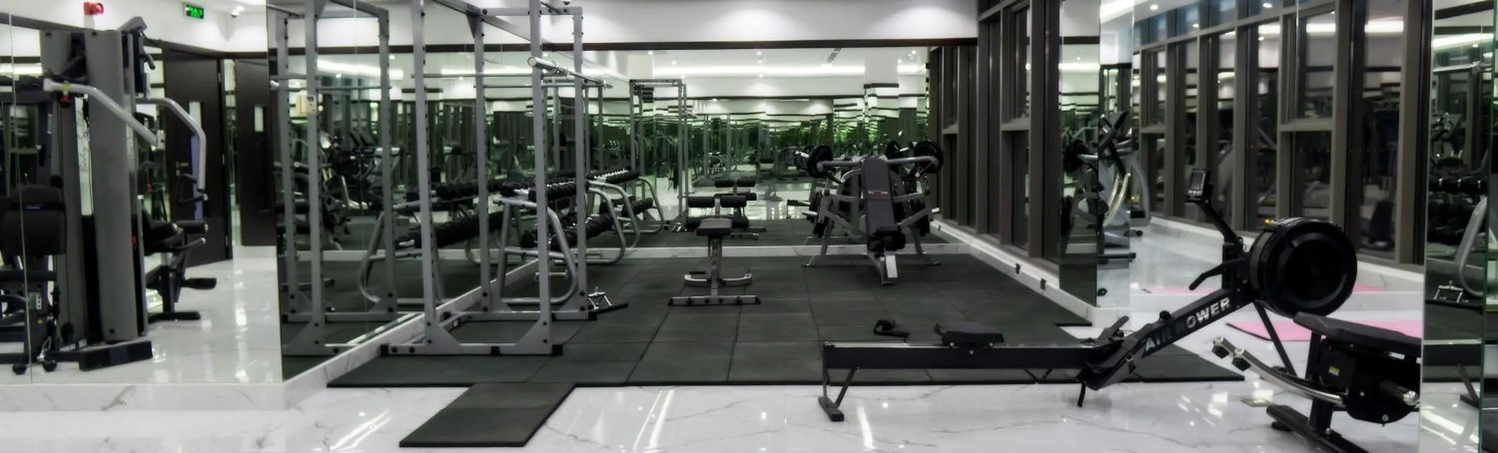 Fitness centre/facilities in Al Safwa One