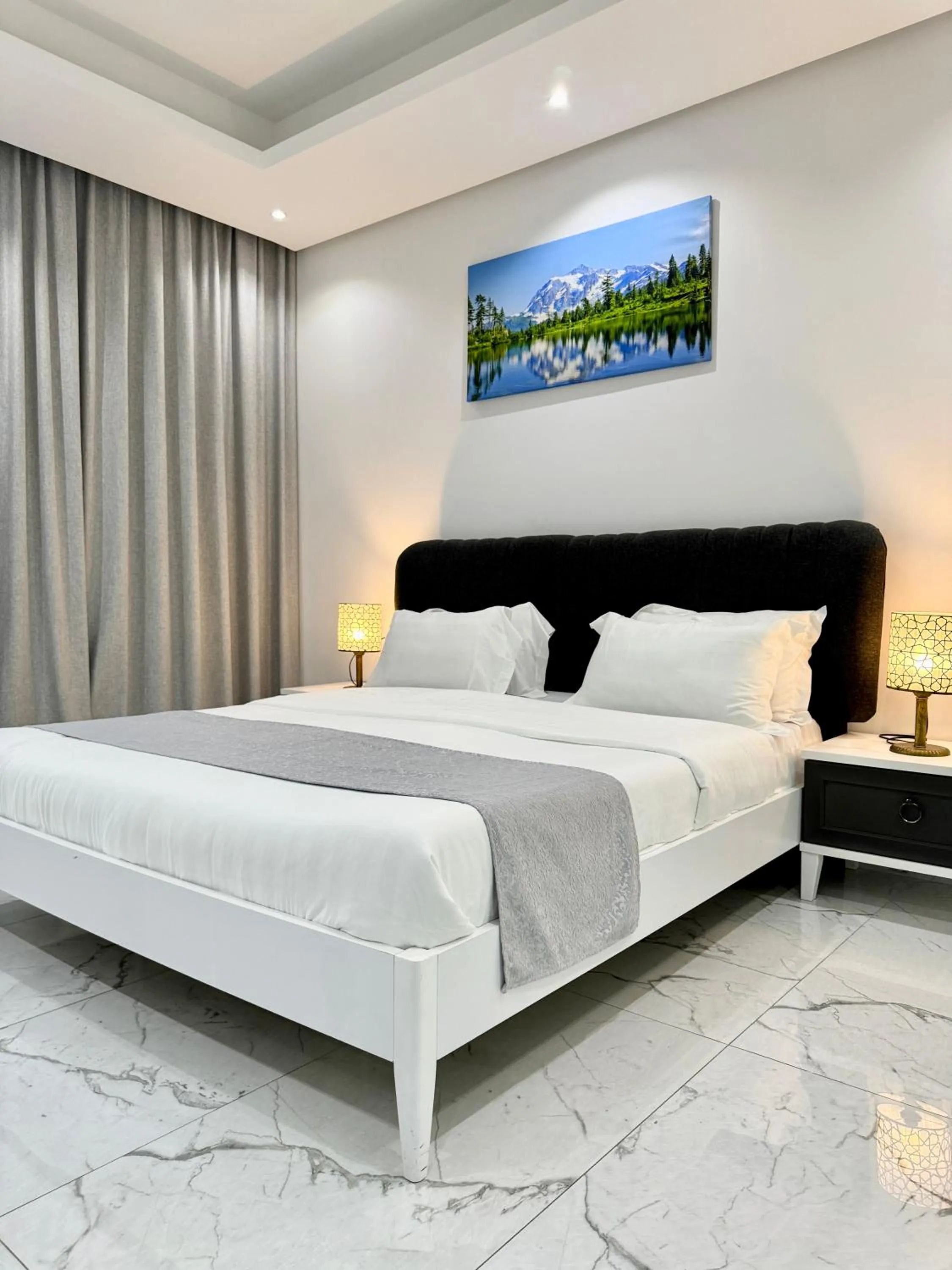 VIP, Bed in Al Safwa One