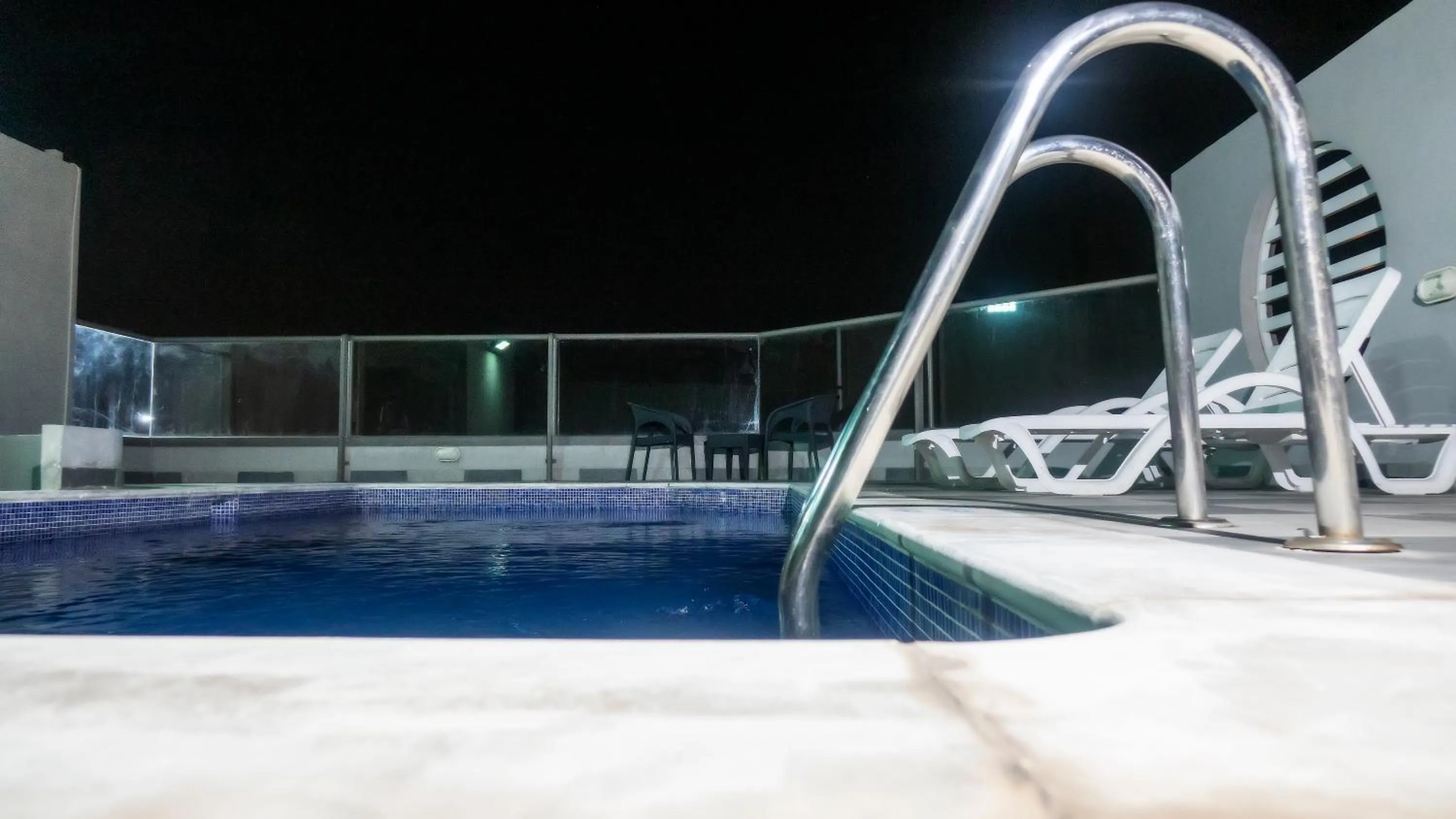 Swimming pool in Al Safwa One