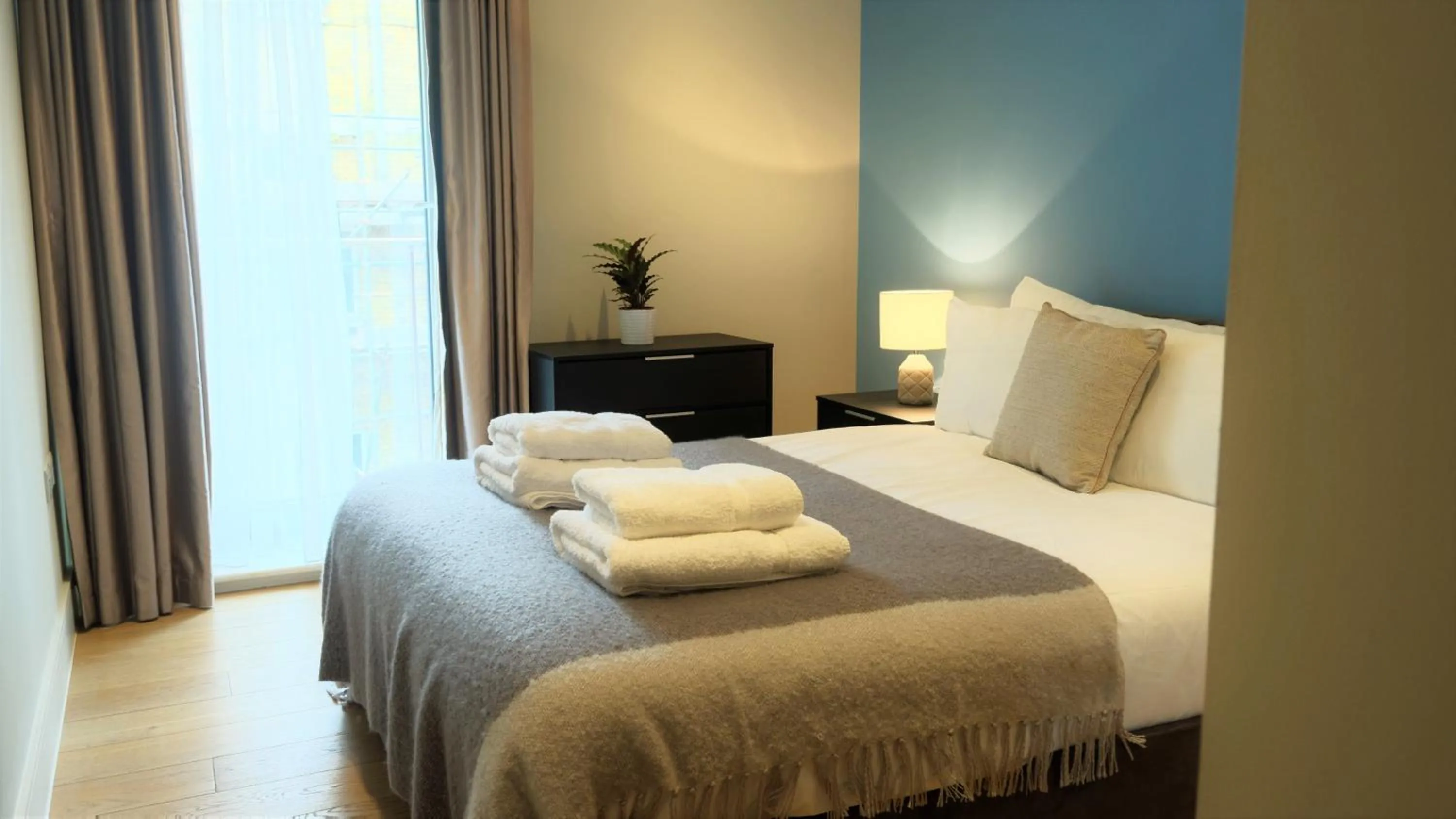 Bed in Stayo Apartments Southbank