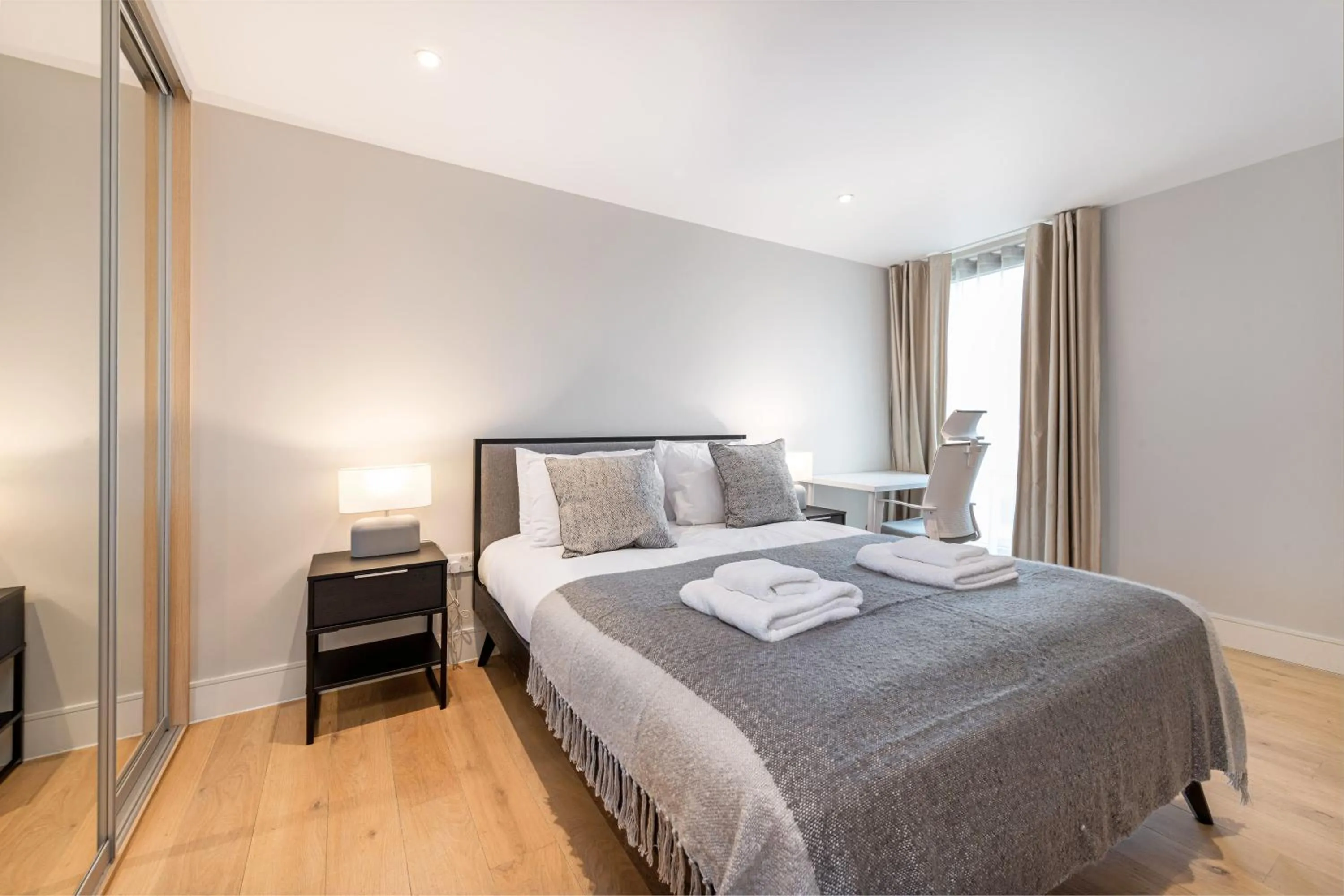 Bedroom in Stayo Apartments Southbank