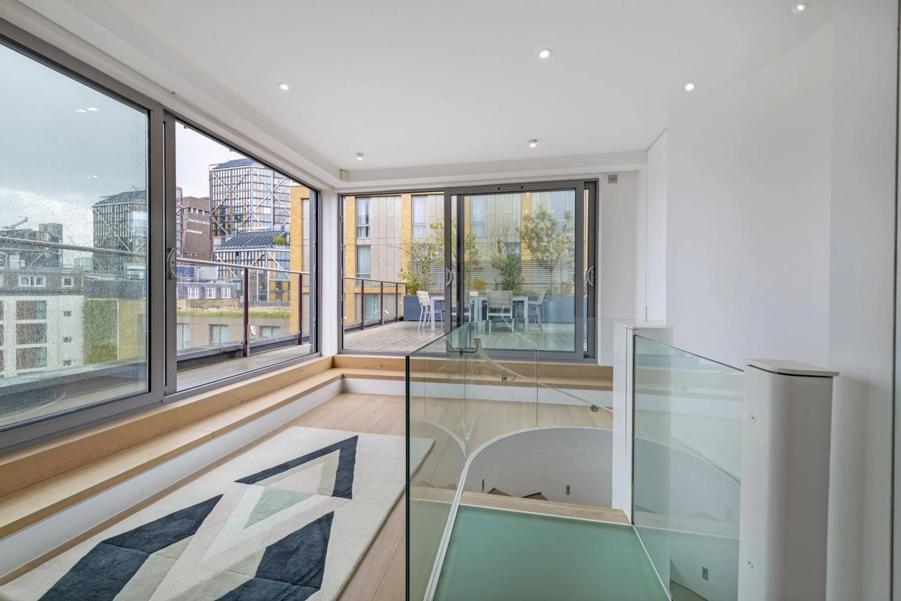 Balcony/Terrace in Stayo Apartments Southbank
