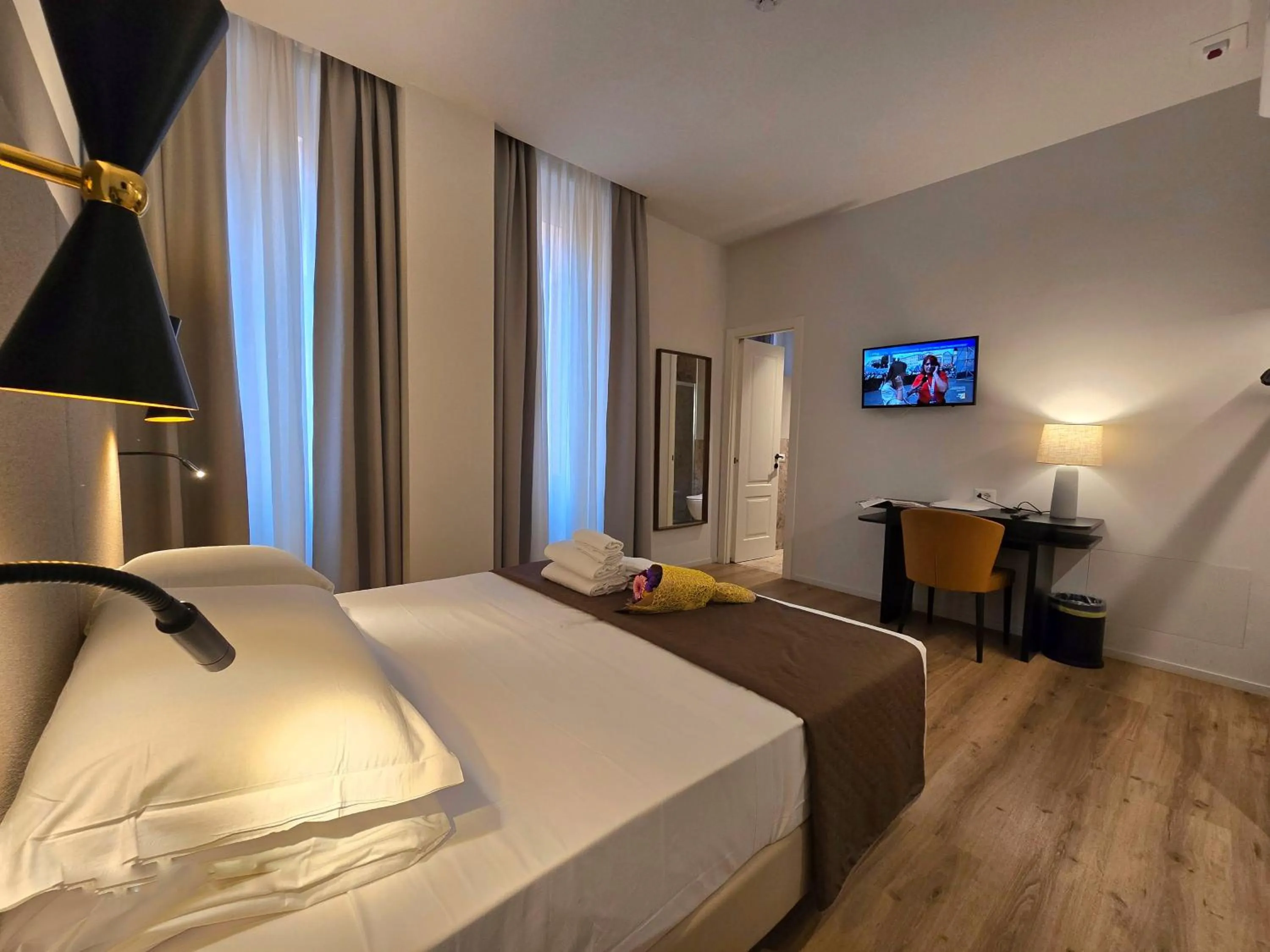 Bedroom, Bed in Hotel Porta Pia