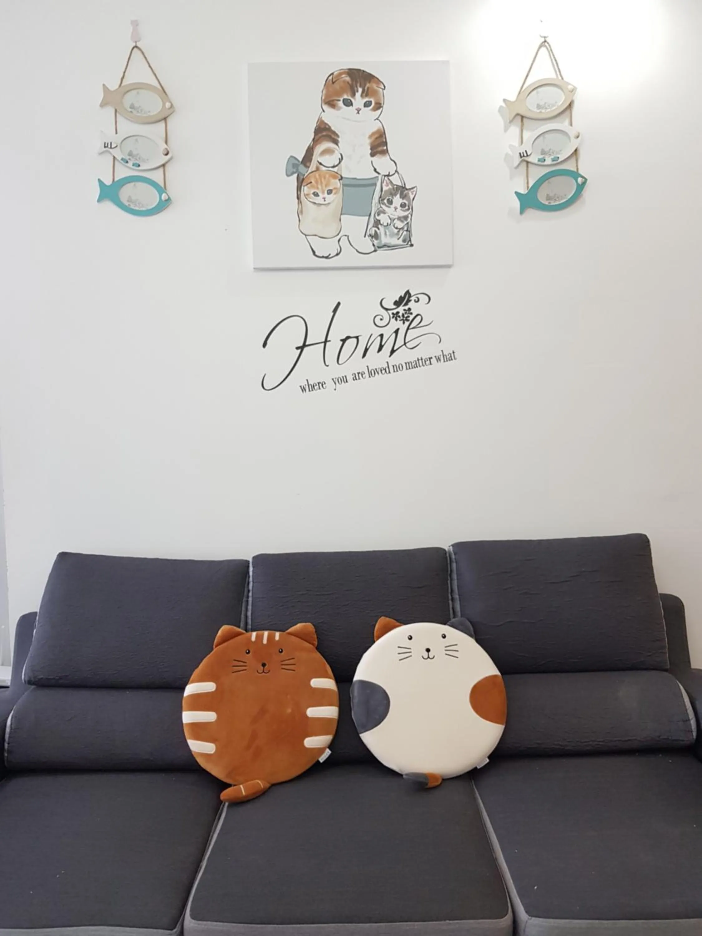 Living room in Mansion One Suite by stayCATion Homestay