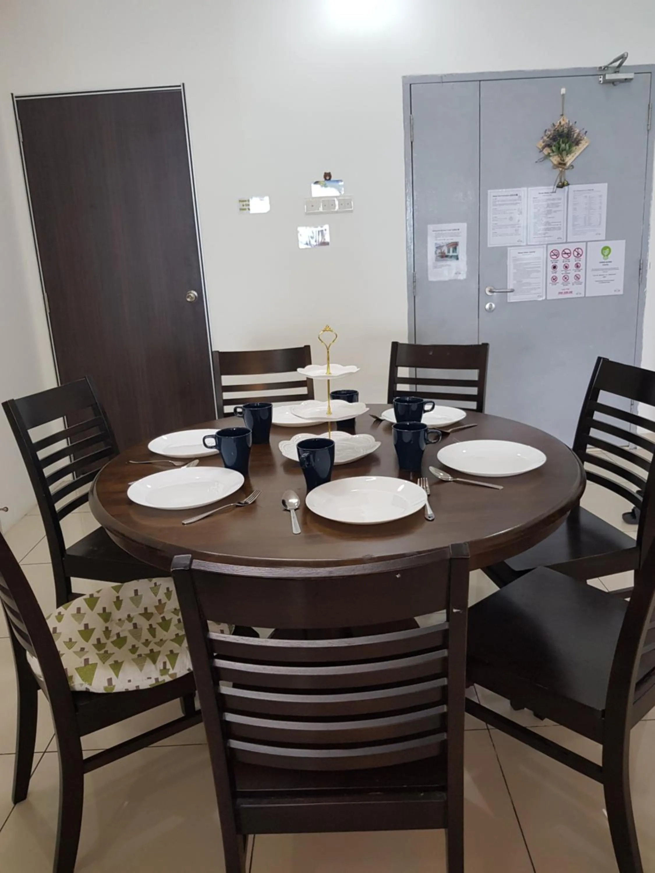 Dining area in Mansion One Suite by stayCATion Homestay