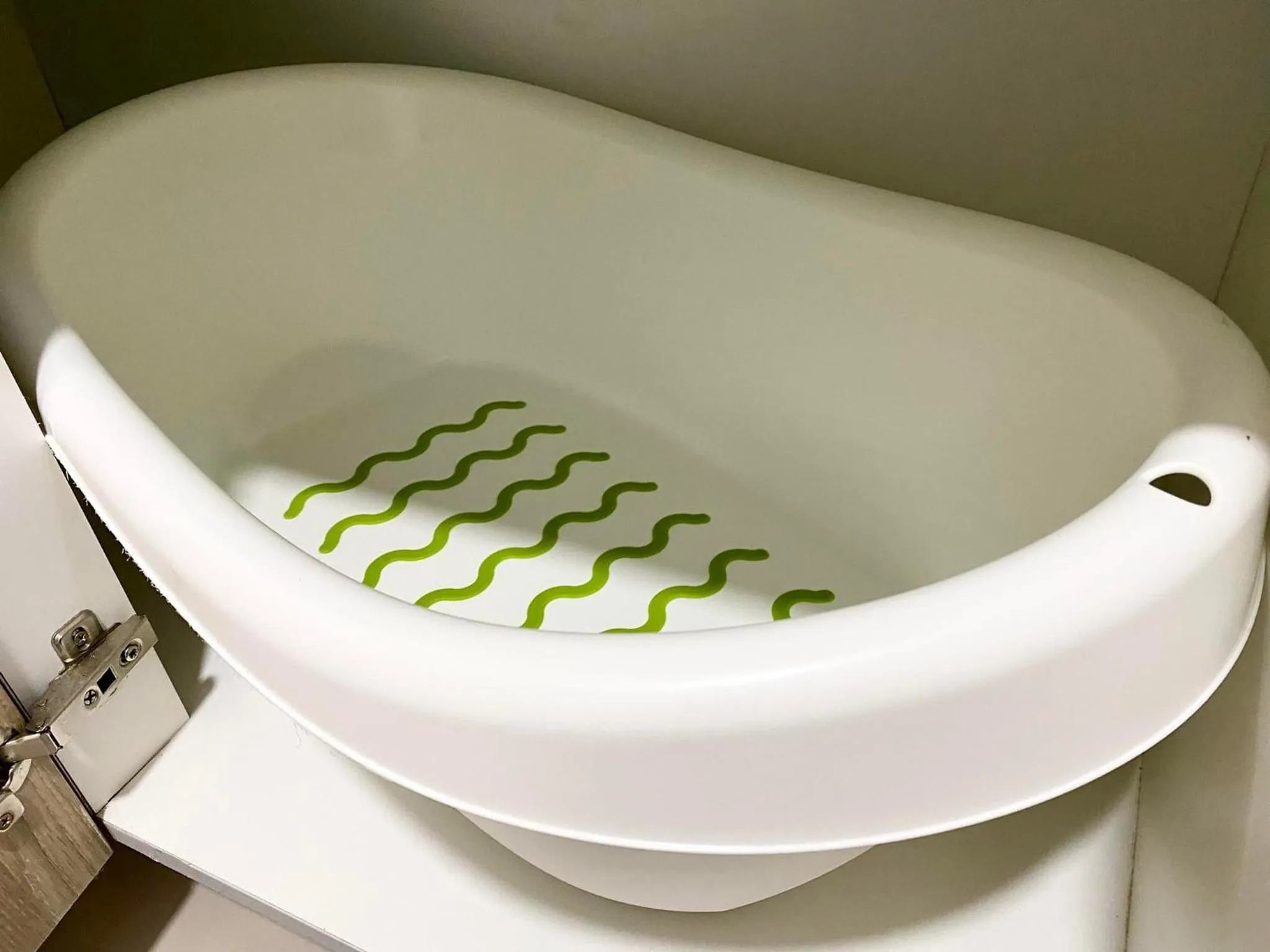 Kitchen or kitchenette in Mansion One Suite by stayCATion Homestay