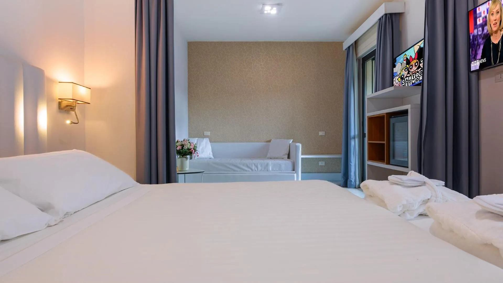 Bed in Hotel Acapulco