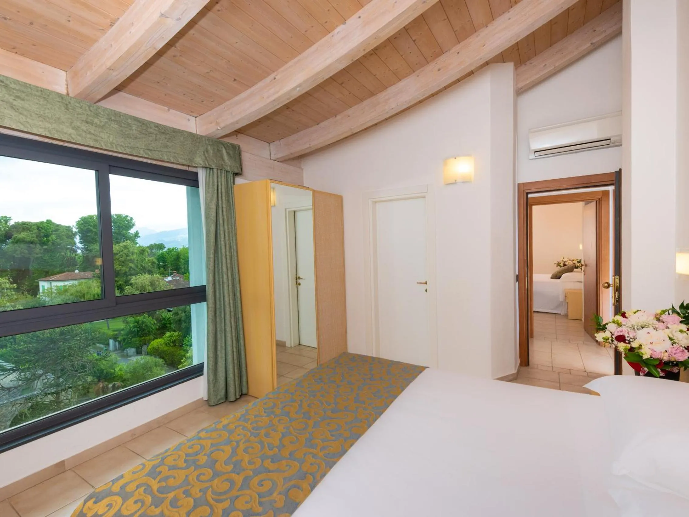 Bed in Hotel Acapulco