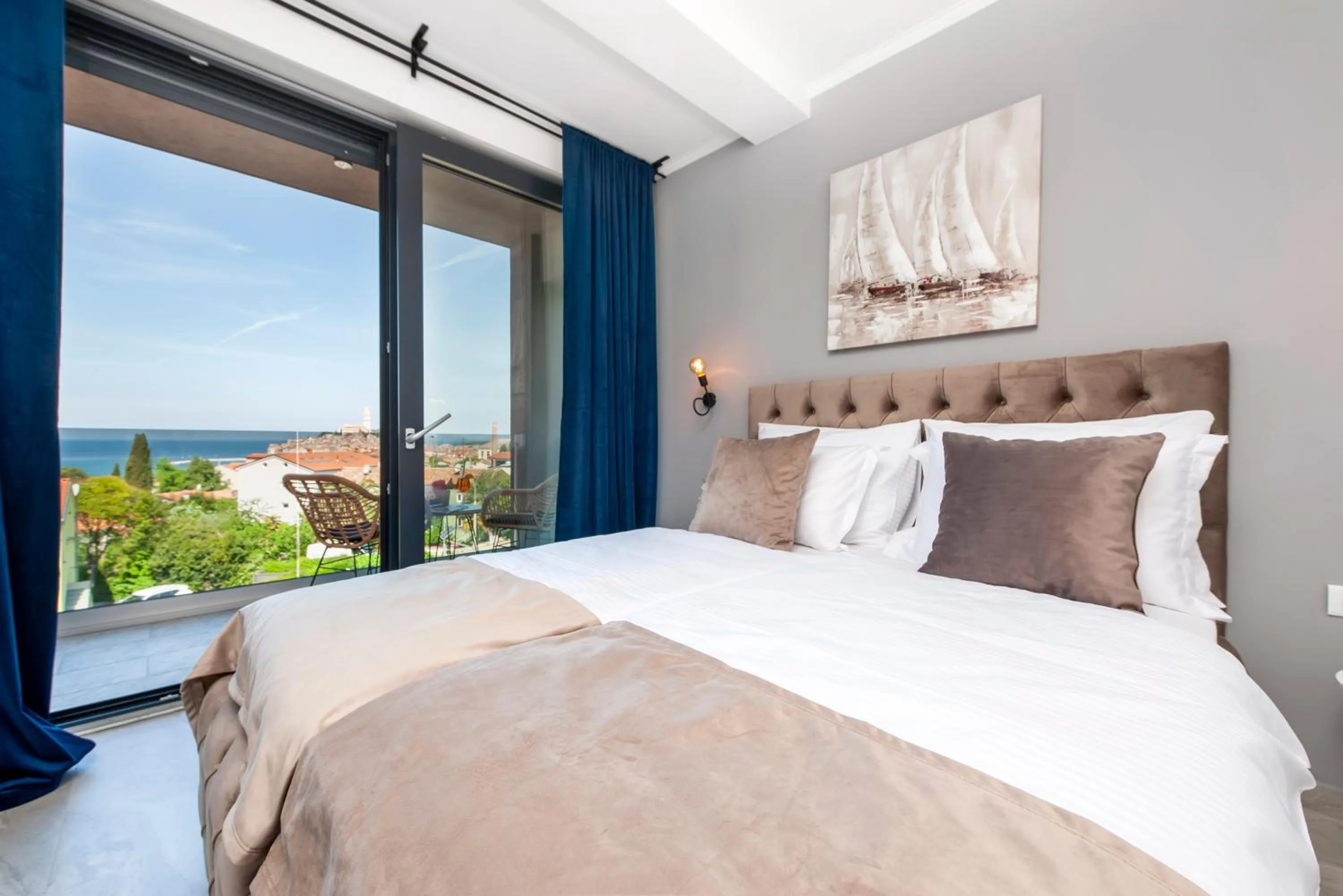 Photo of the whole room, Bed in Boutique Residence Arion