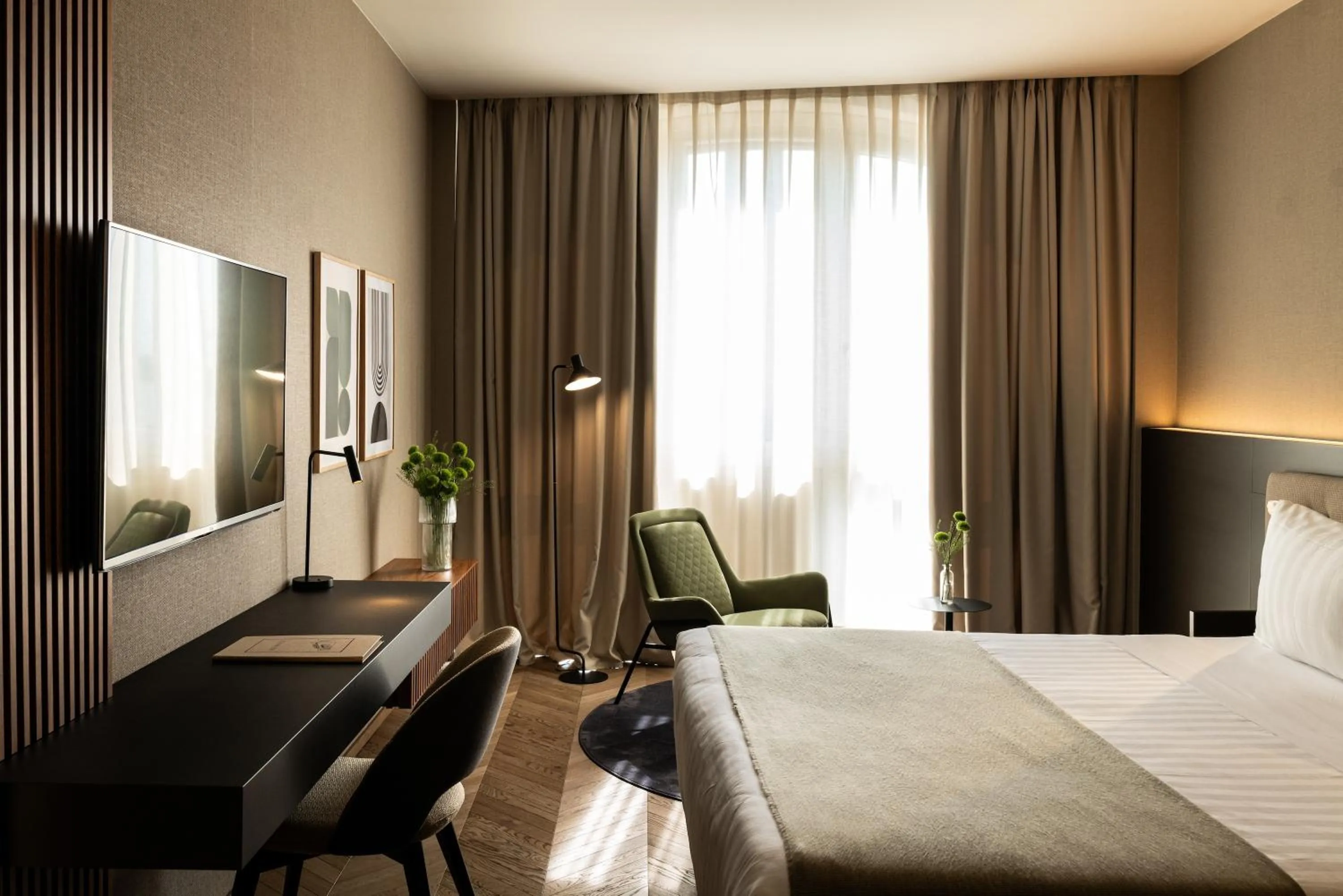 Bed in Litta Palace Milano