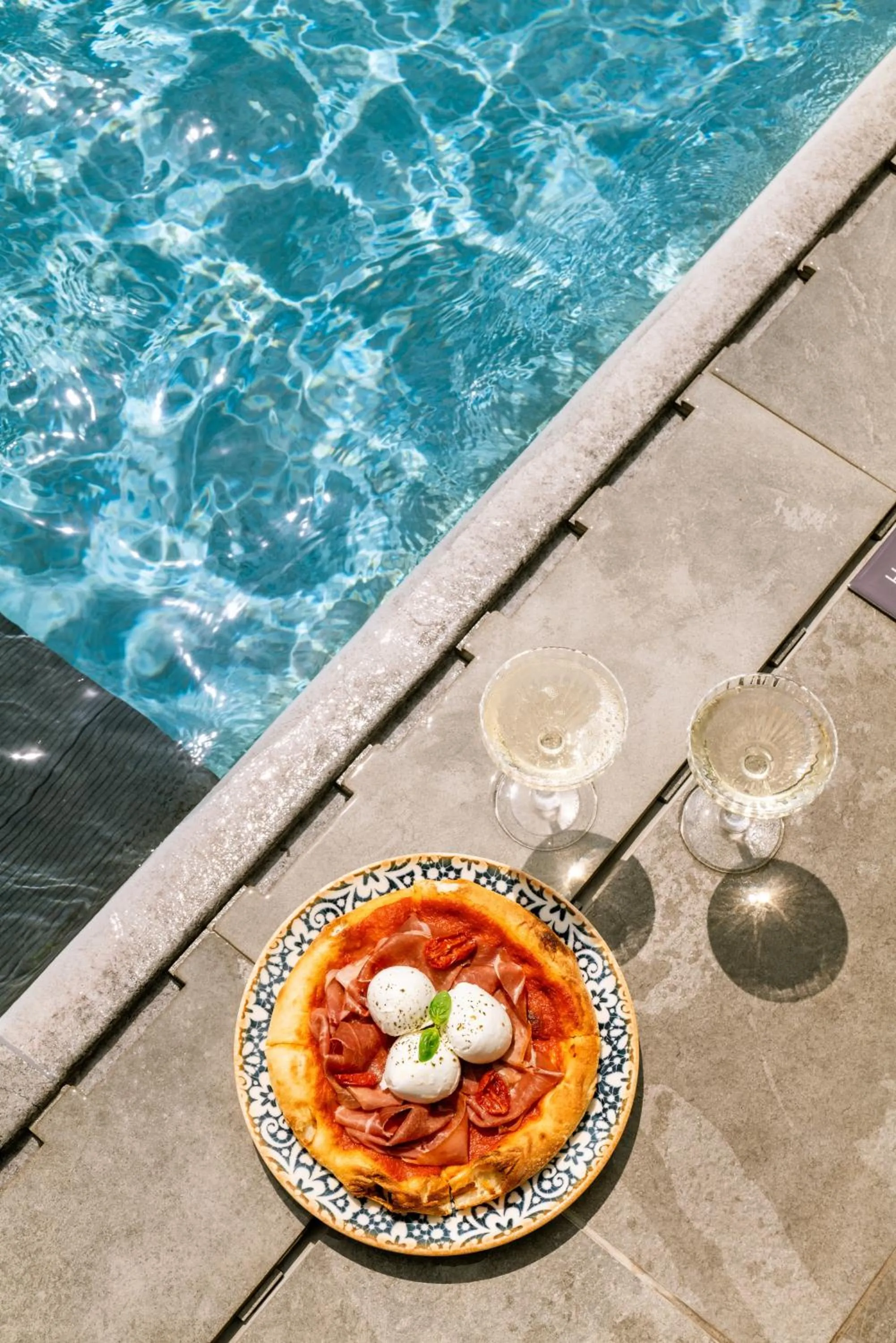 Food and drinks in Litta Palace Milano