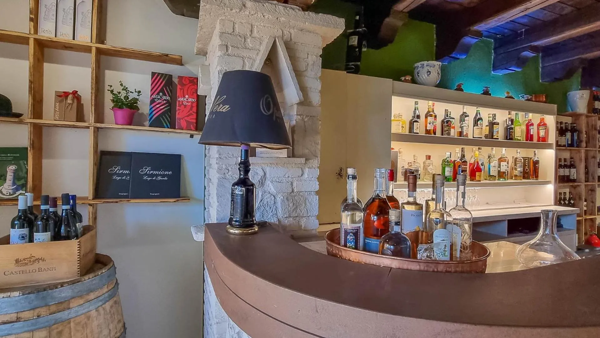 Restaurant/places to eat in Hotel Dogana