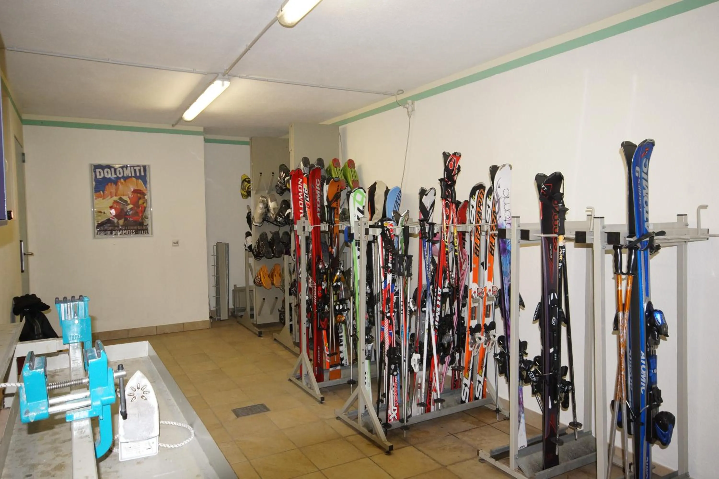 Skiing in Hotel Akelei