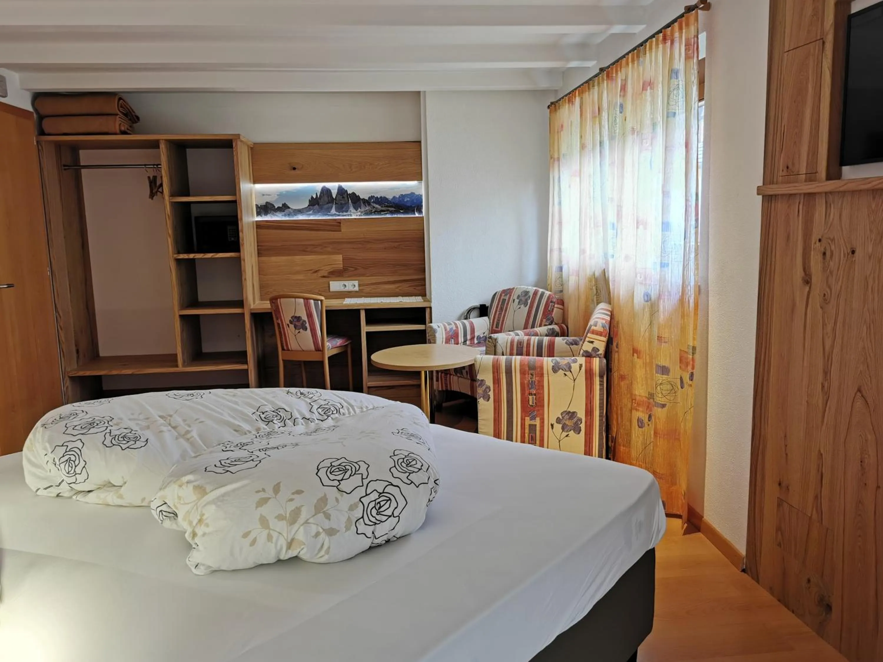 wardrobe in Hotel Akelei