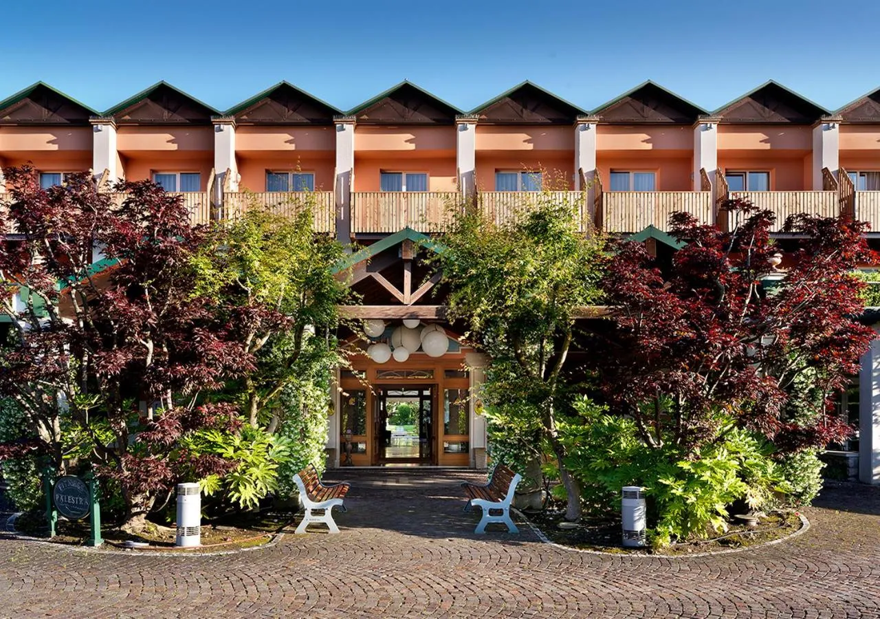 Property building in Iseo Lago Hotel