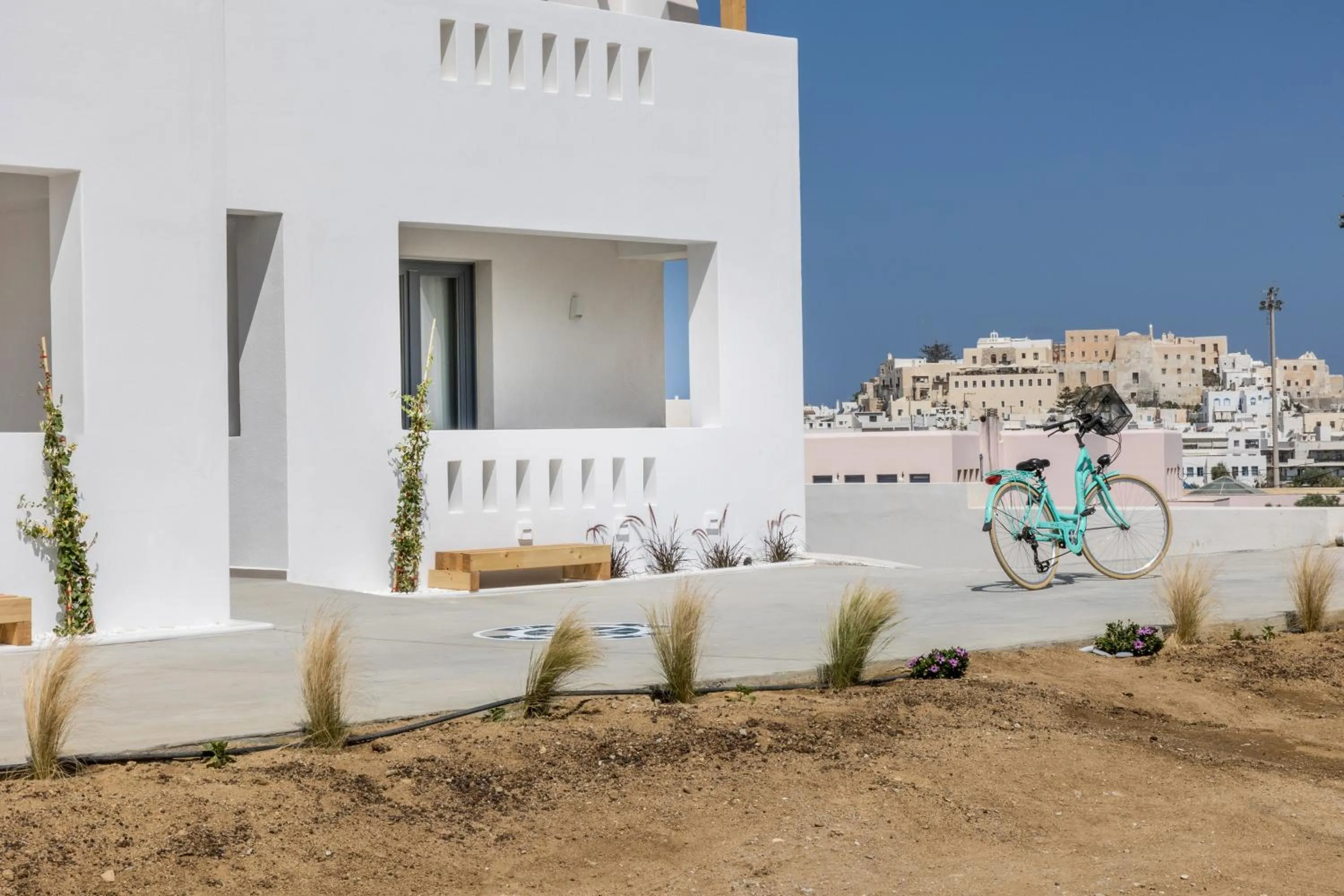 Property building in Alenor City Hotel