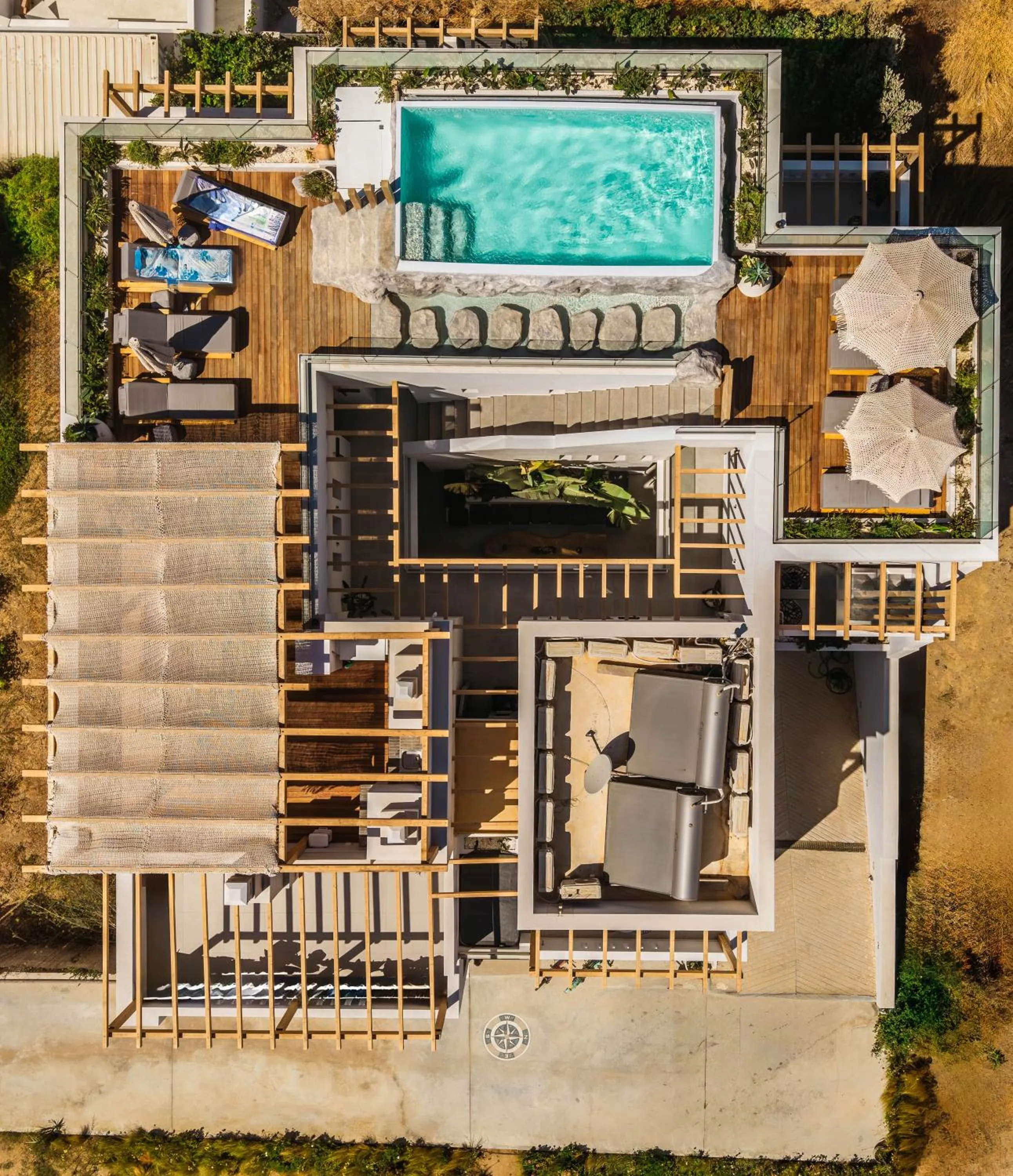 Property building in Alenor City Hotel