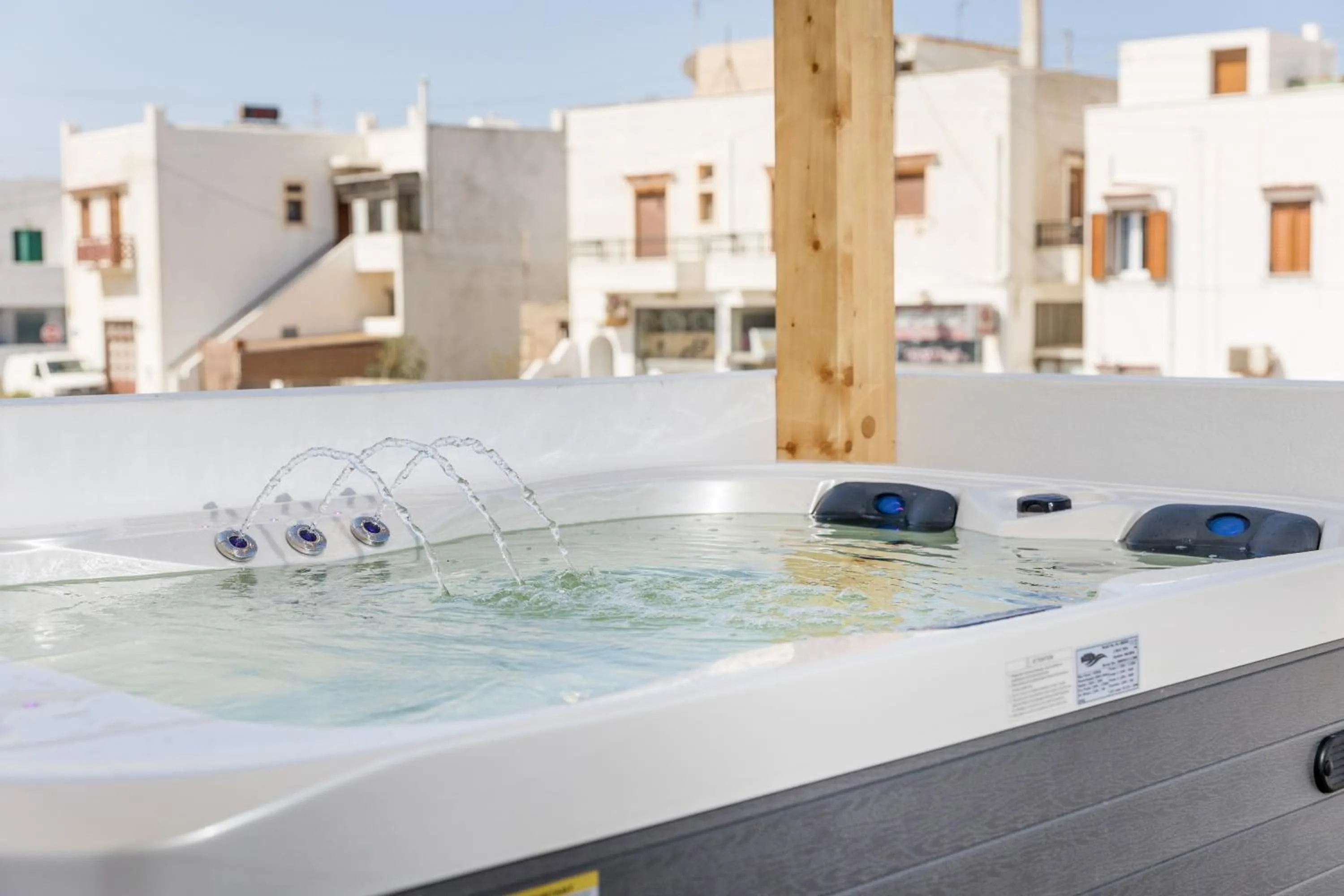 Hot Tub in Alenor City Hotel