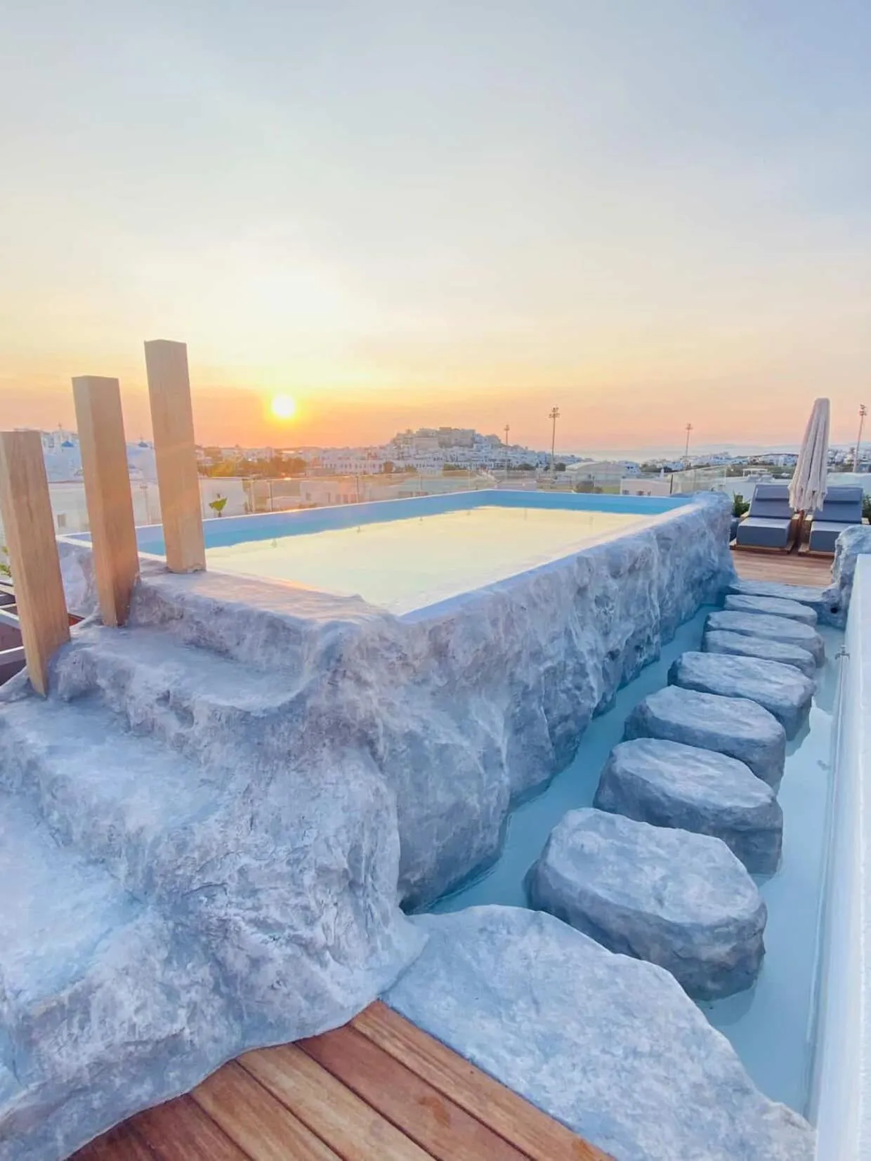 Property building in Alenor City Hotel